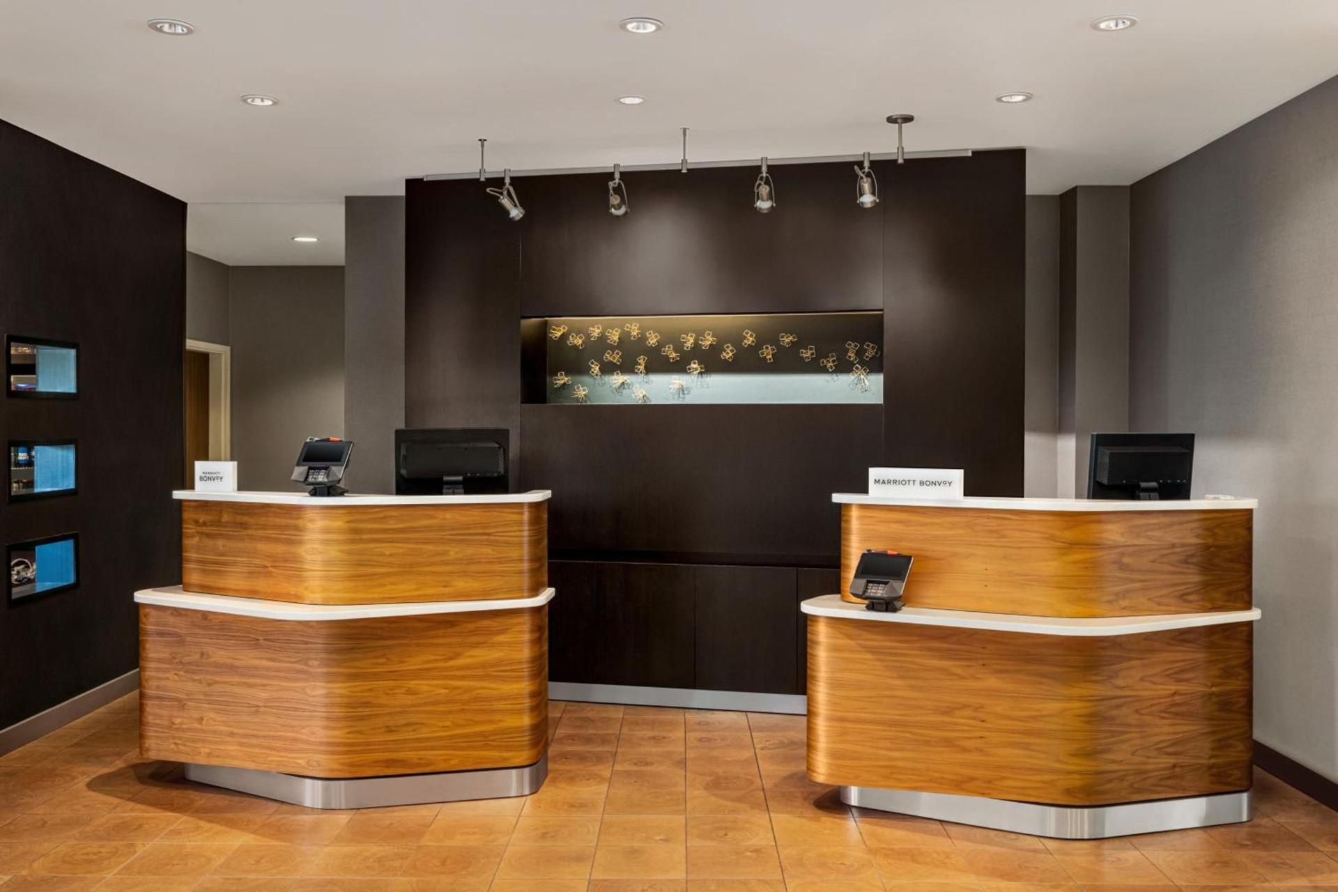 Courtyard by Marriott Wilkes-Barre Arena photo 2