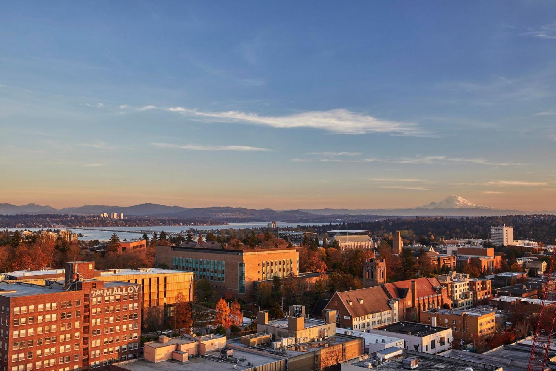 Graduate by Hilton Seattle photo 42