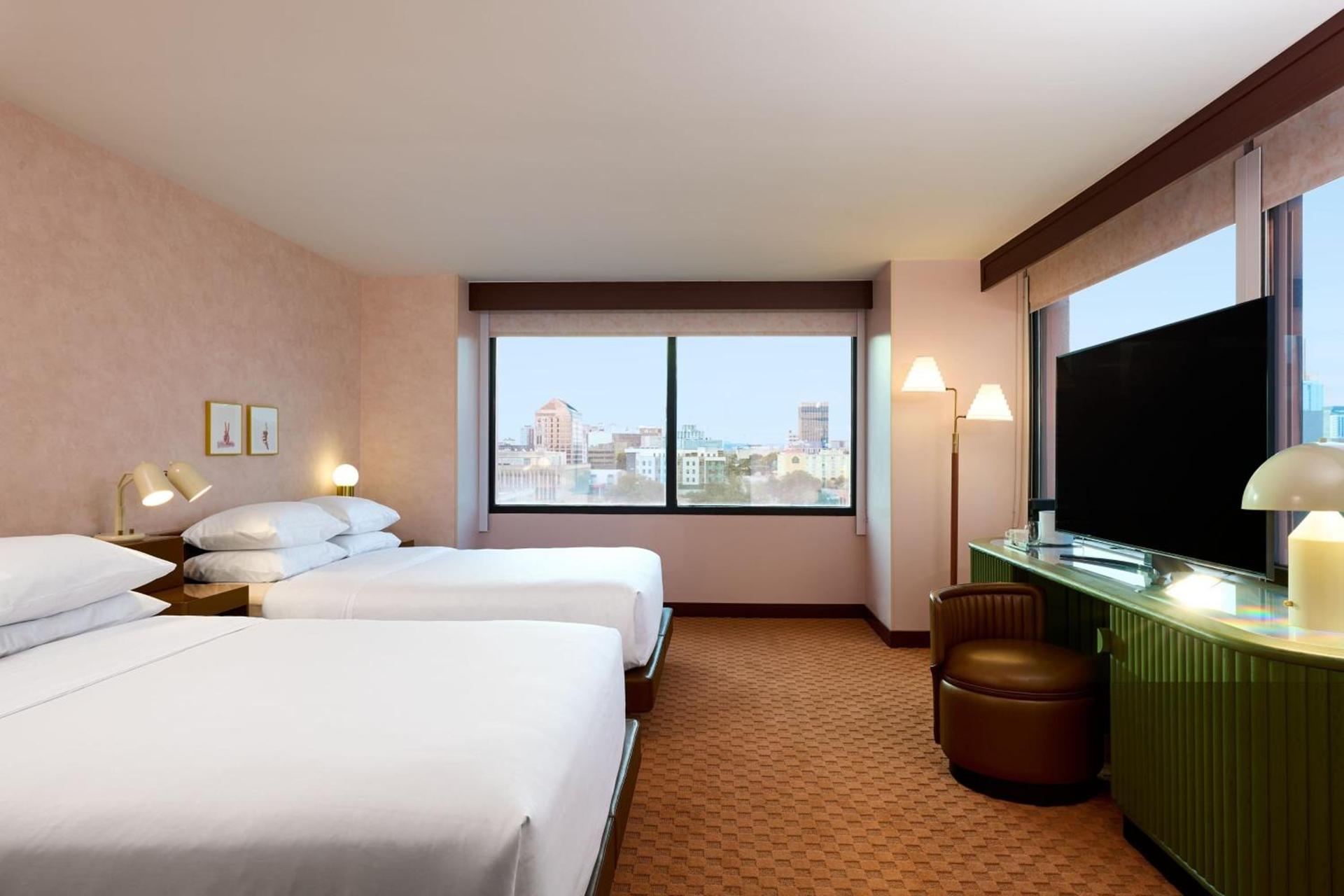 Renaissance Austin Downtown Hotel photo 50