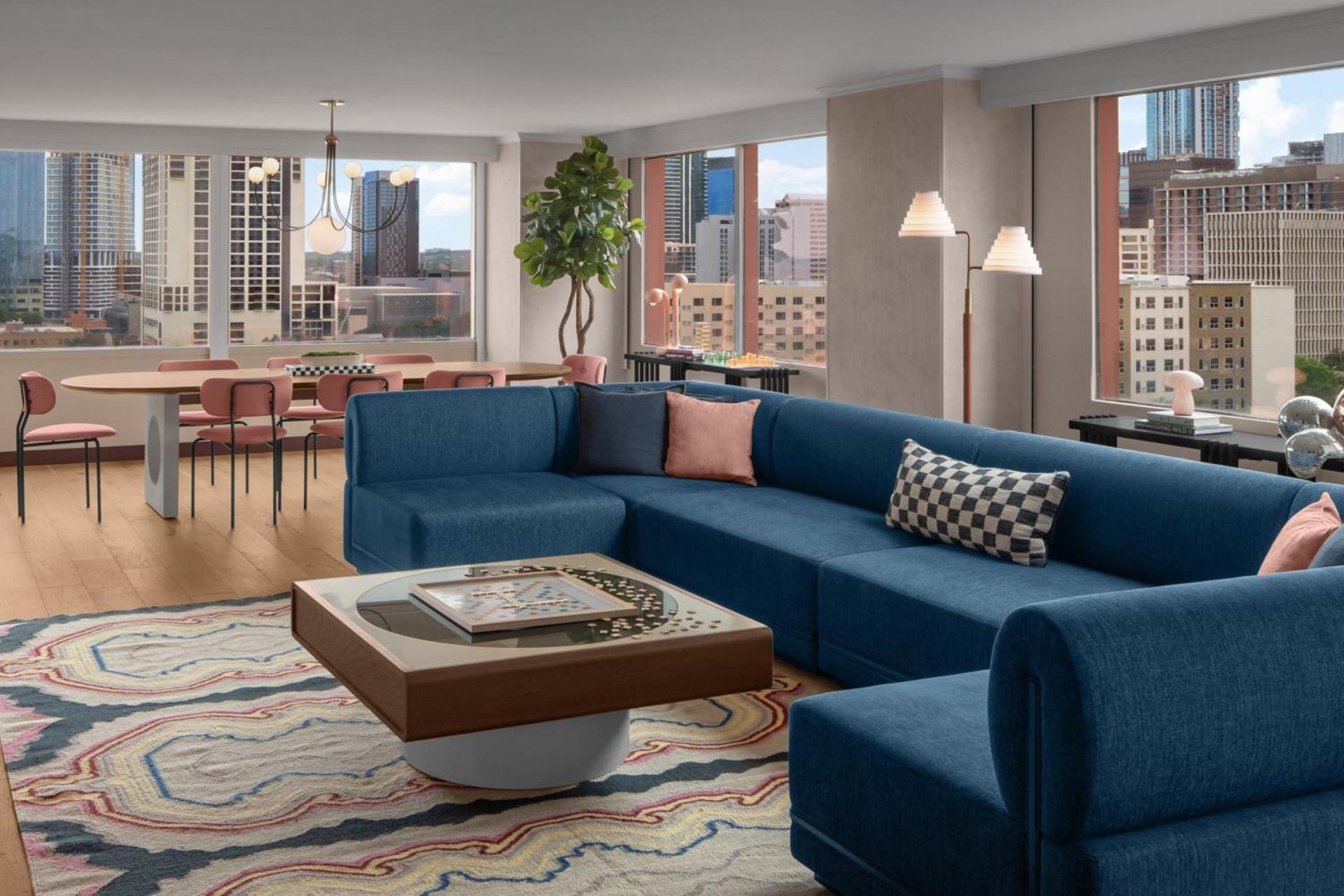 Renaissance Austin Downtown Hotel photo 64