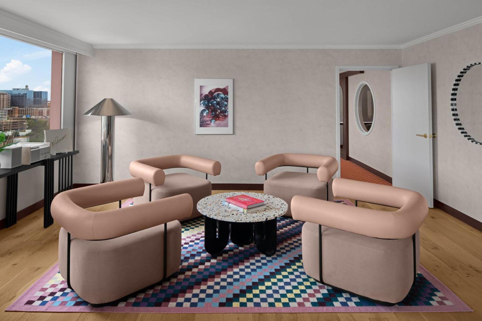 Renaissance Austin Downtown Hotel photo 65