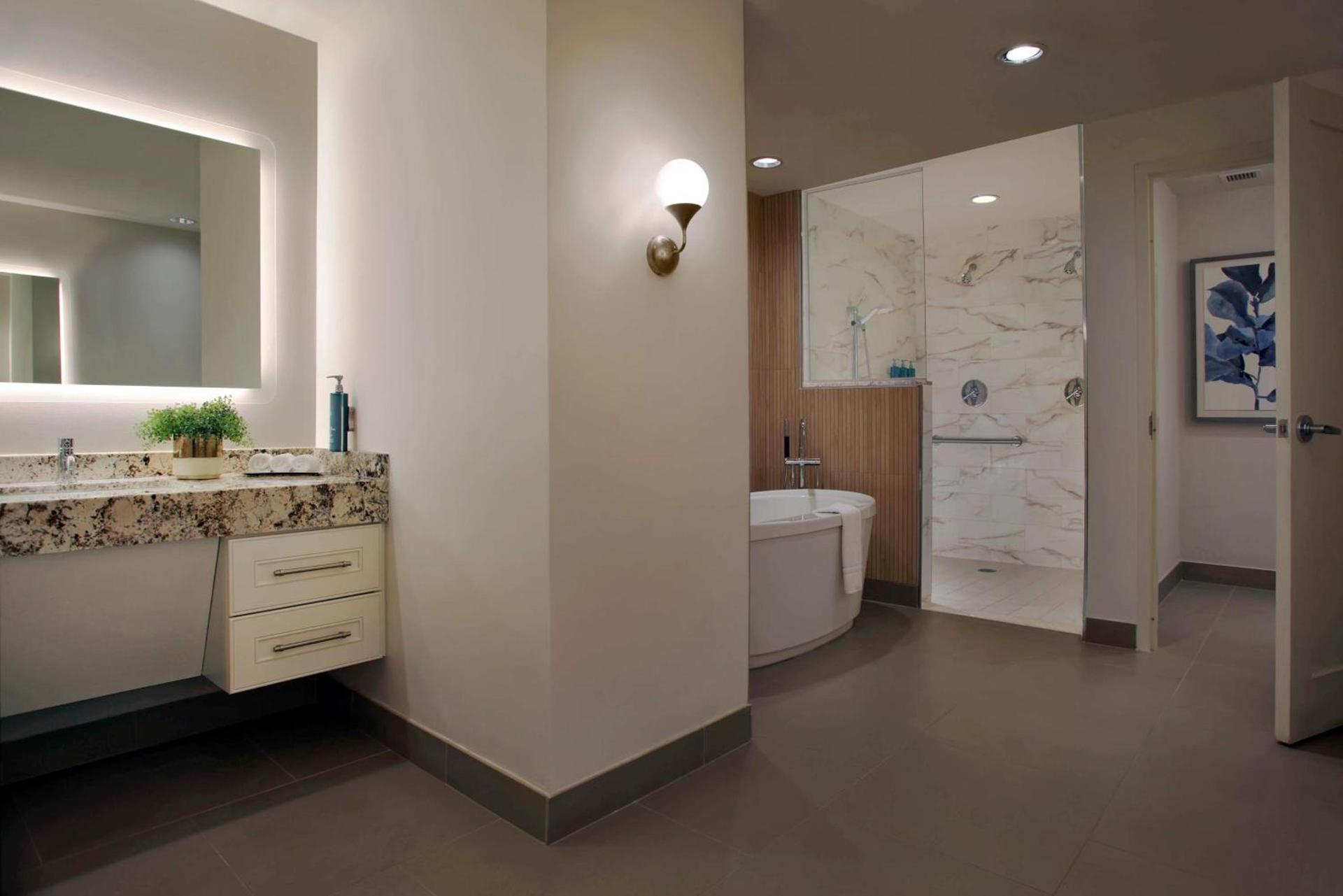 Hilton Omaha photo 47