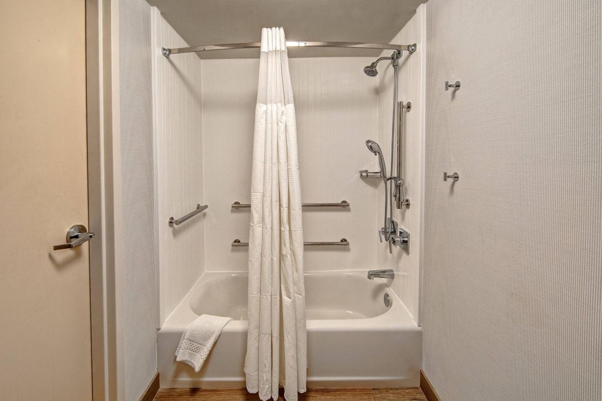 Courtyard by Marriott Nashville Vanderbilt West End photo 15