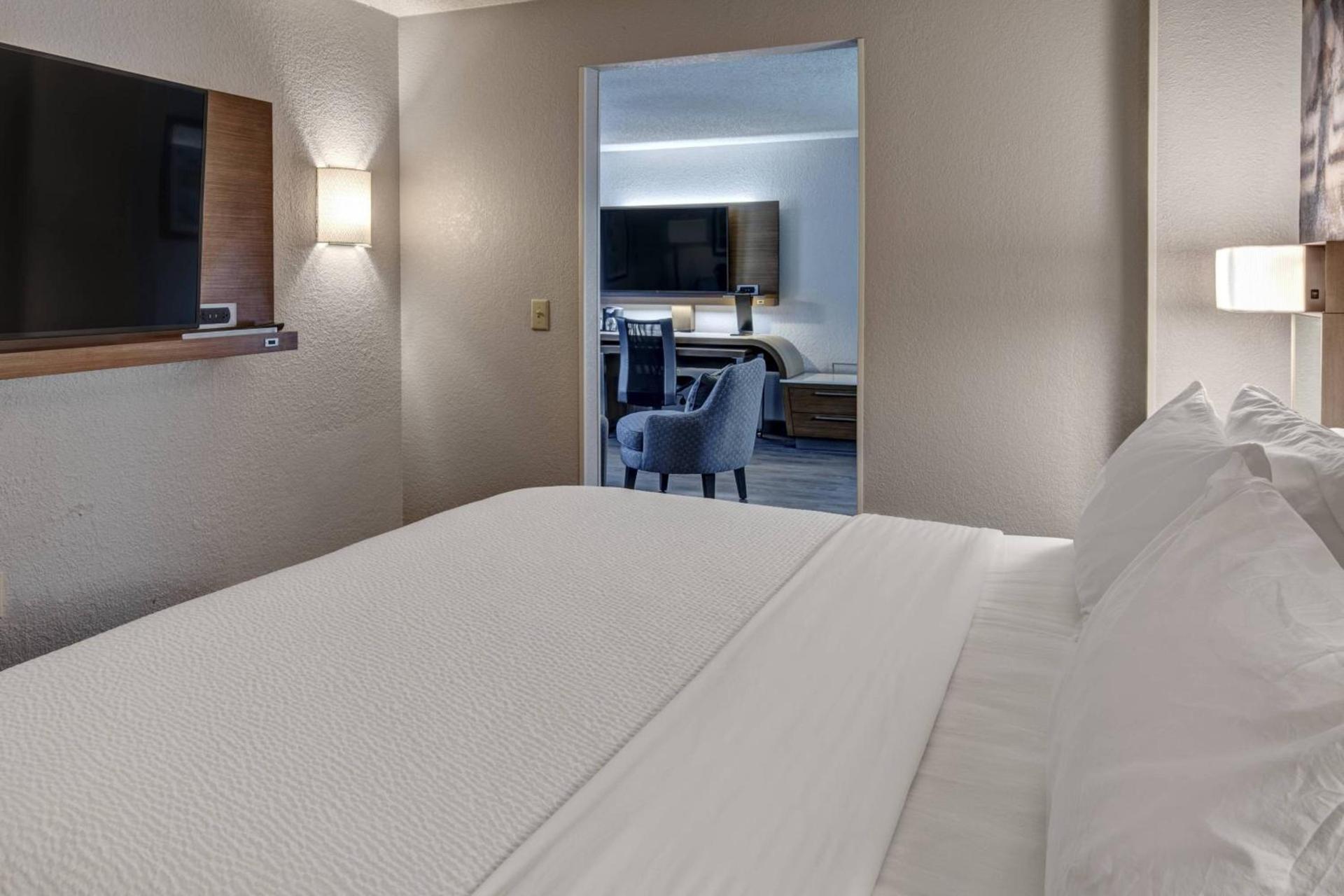 Courtyard by Marriott Nashville Vanderbilt West End photo 21