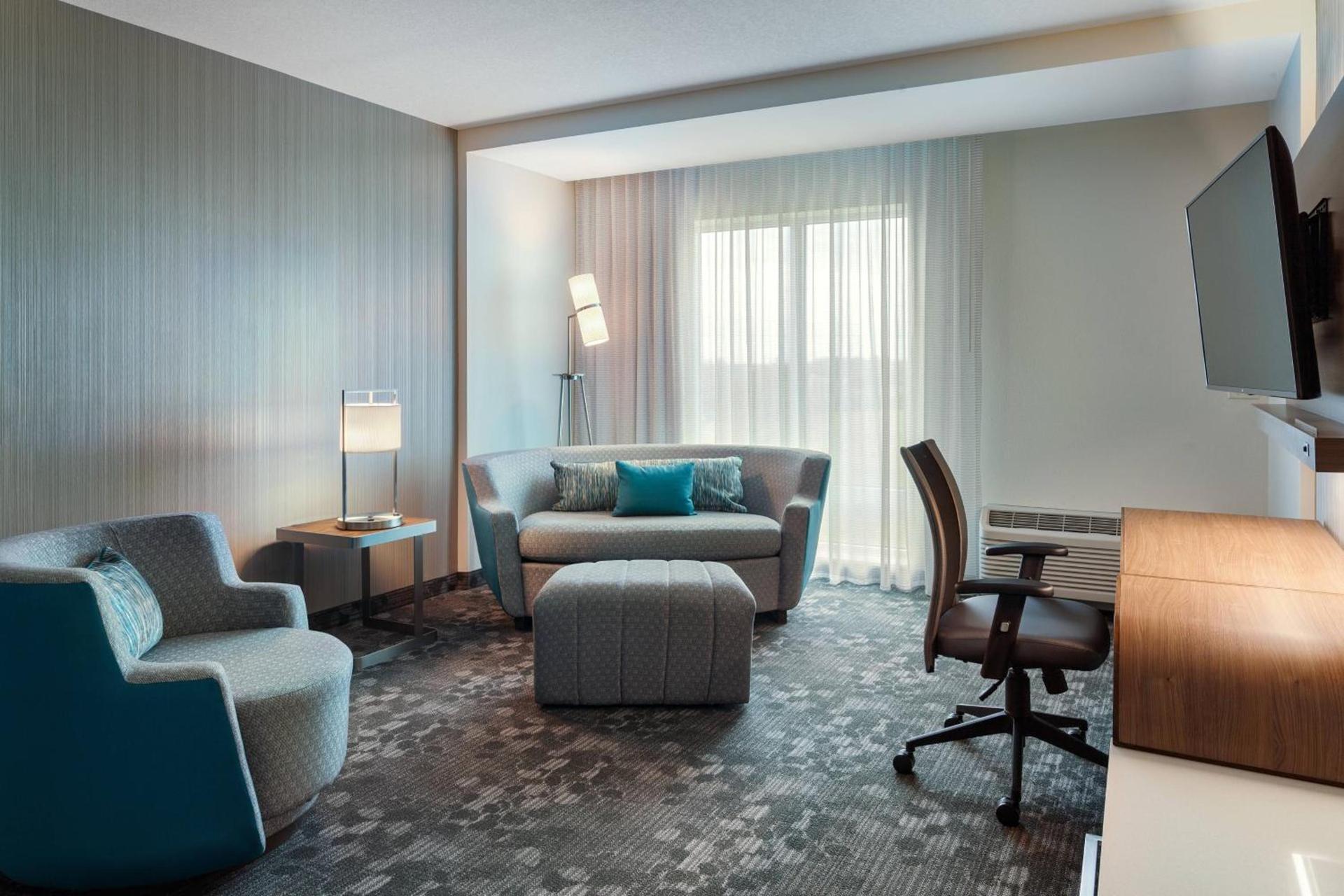 Courtyard by Marriott Winter Haven photo 11
