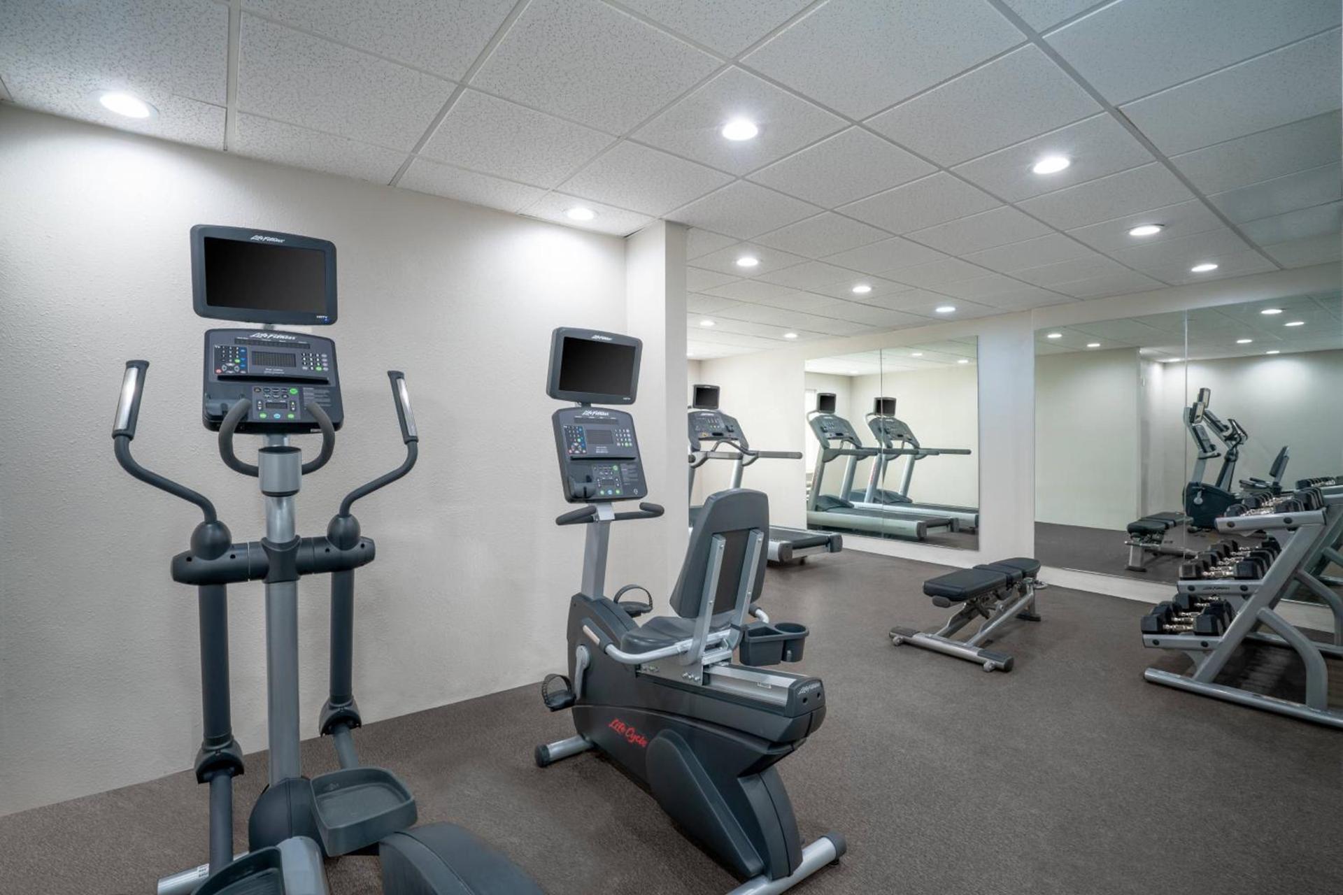 Fairfield Inn & Suites Memphis I-240 & Perkins photo 26