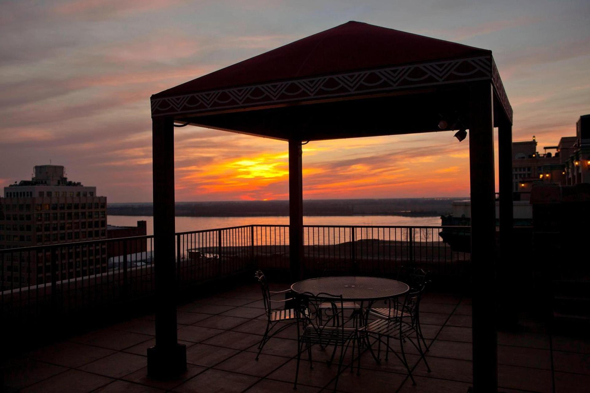 Residence Inn Memphis Downtown photo 8