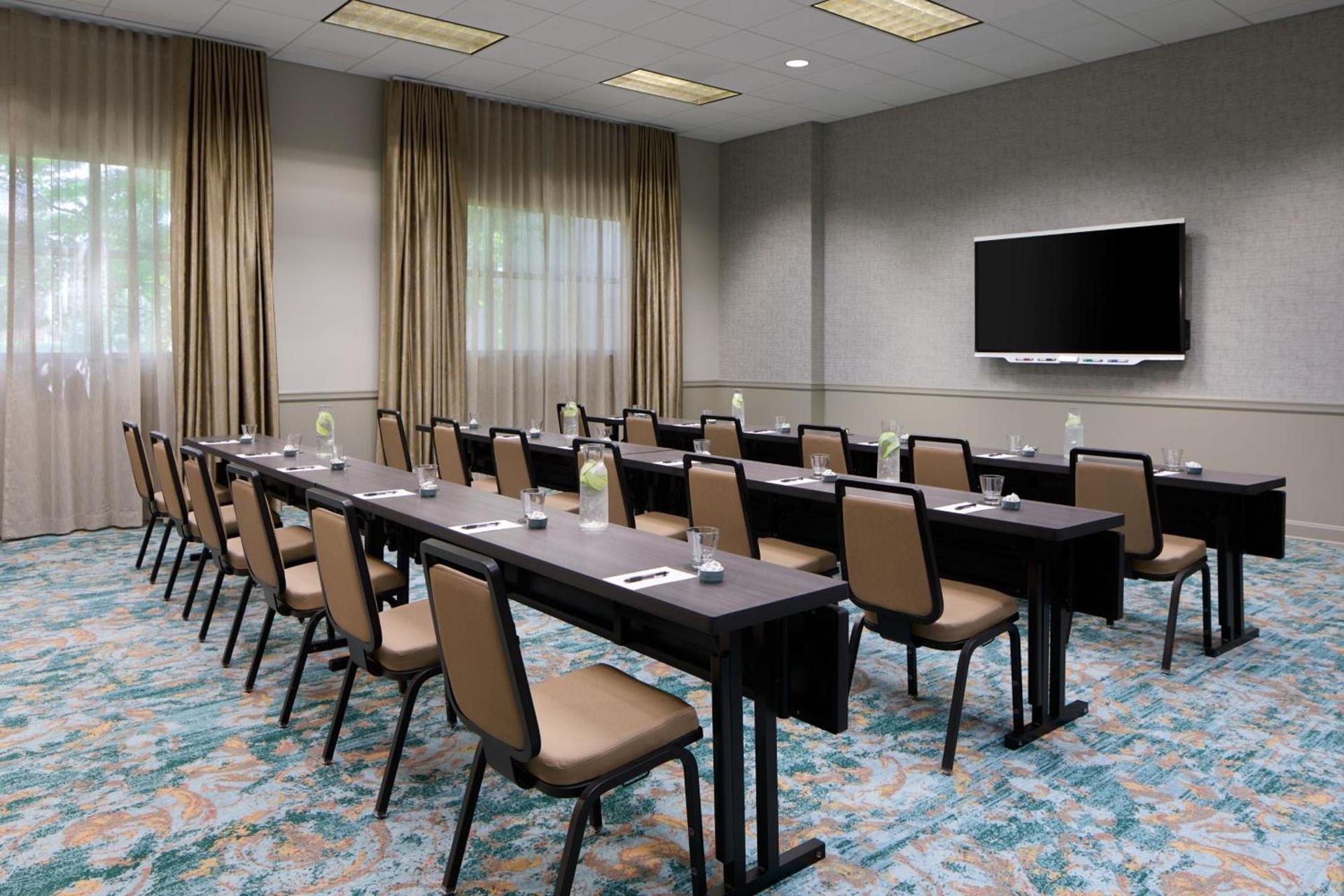 Renaissance Shoals Resort & Spa photo 81