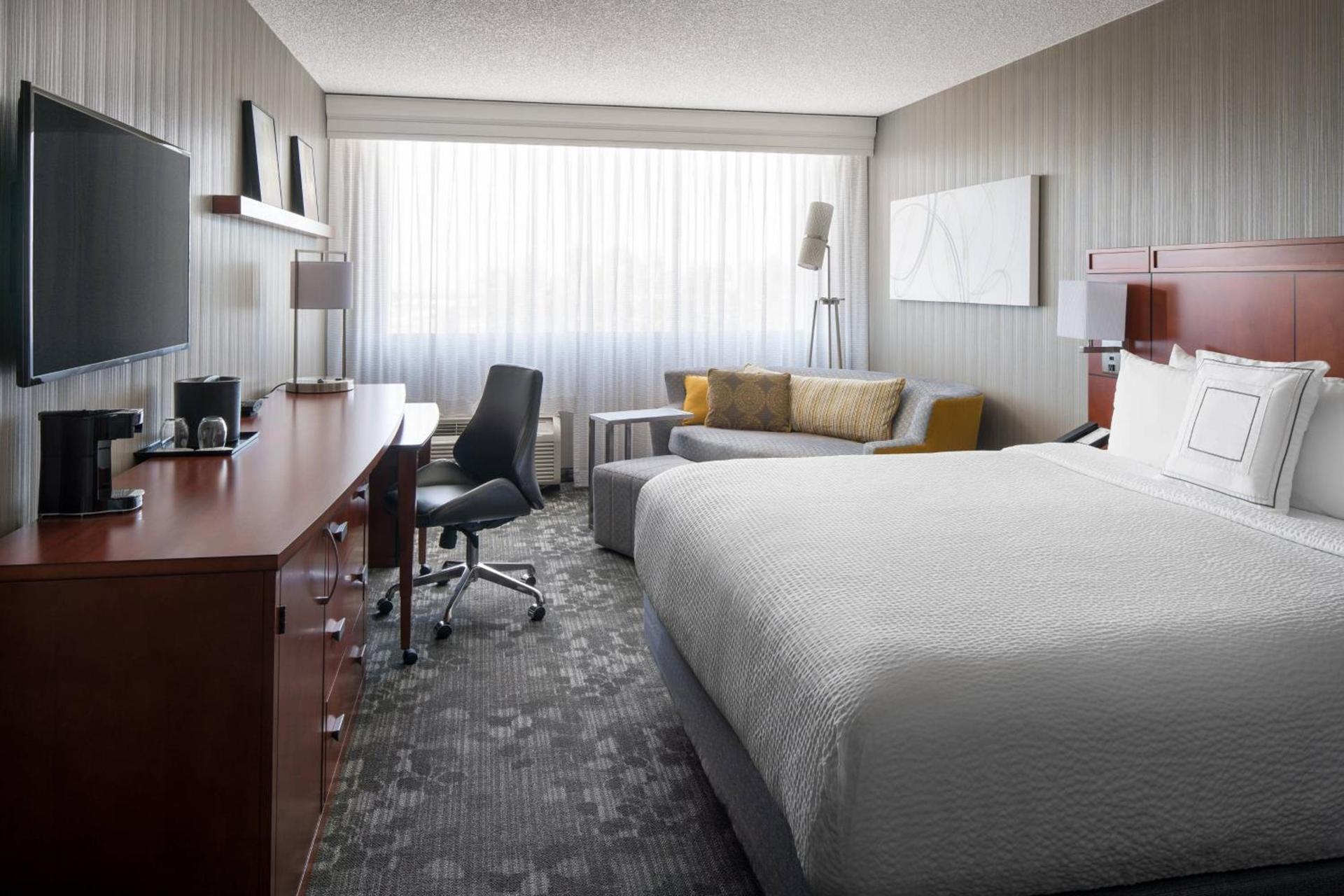 Courtyard by Marriott Richmond Berkeley photo 5