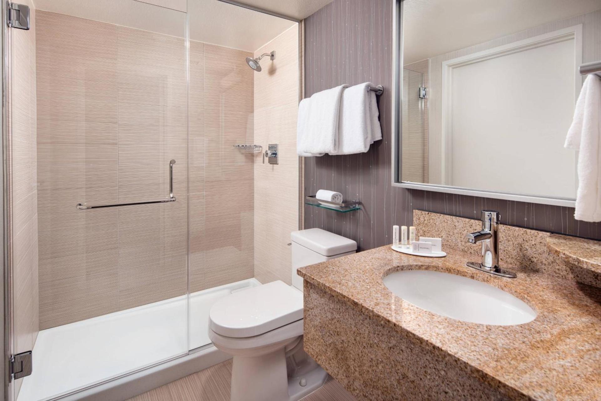 Courtyard by Marriott Richmond Berkeley photo 15