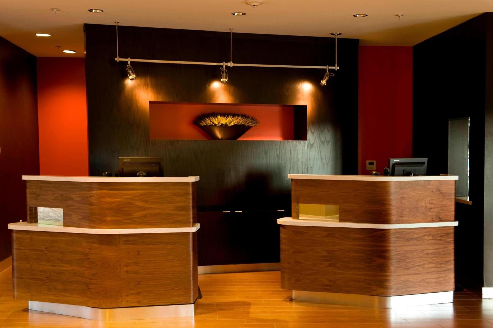 Courtyard by Marriott Atlanta Buford Mall of Georgia photo 2