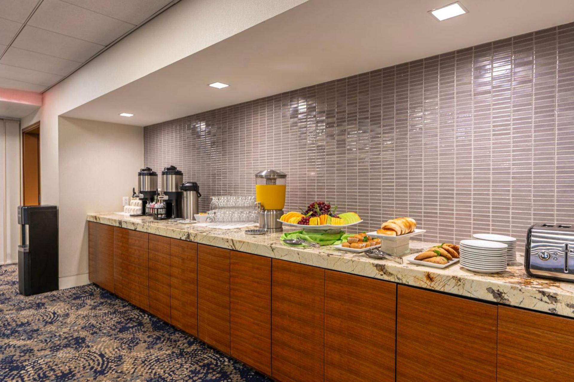 Holiday Inn New Orleans-Downtown Superdome by IHG photo 90