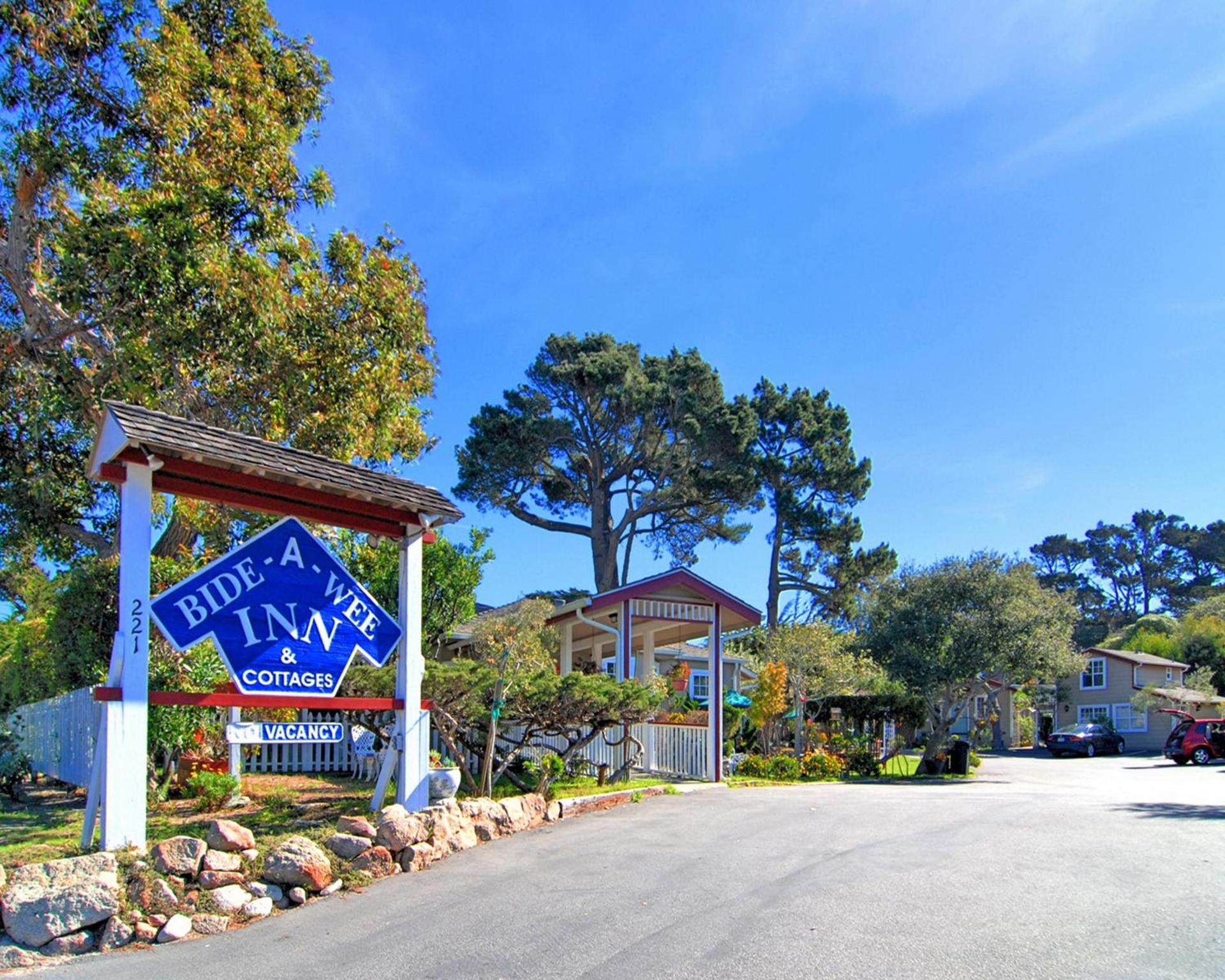Bide-A-Wee Inn and Cottages photo 4