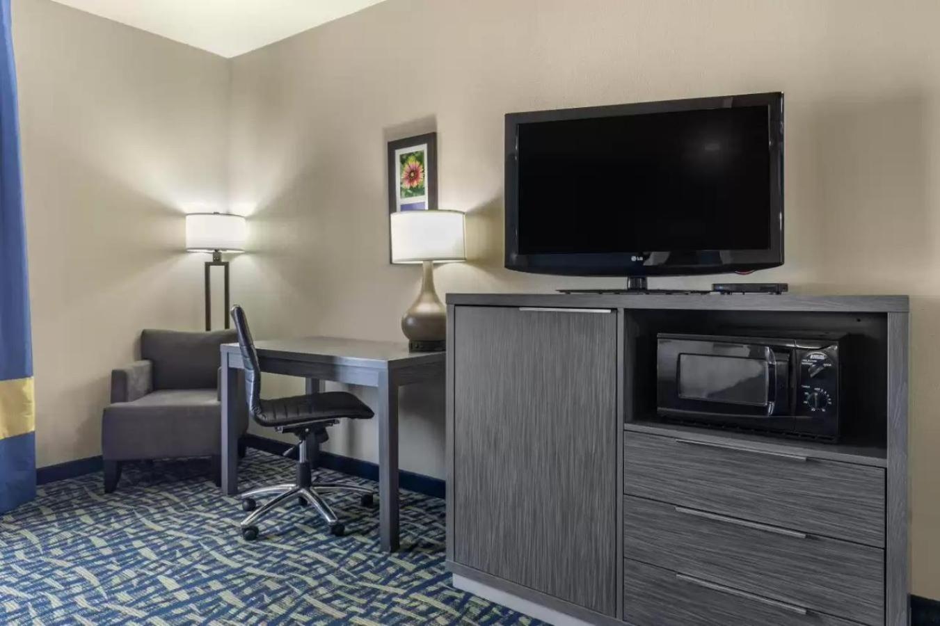 Comfort Inn & Suites Pauls Valley - City Lake photo 25
