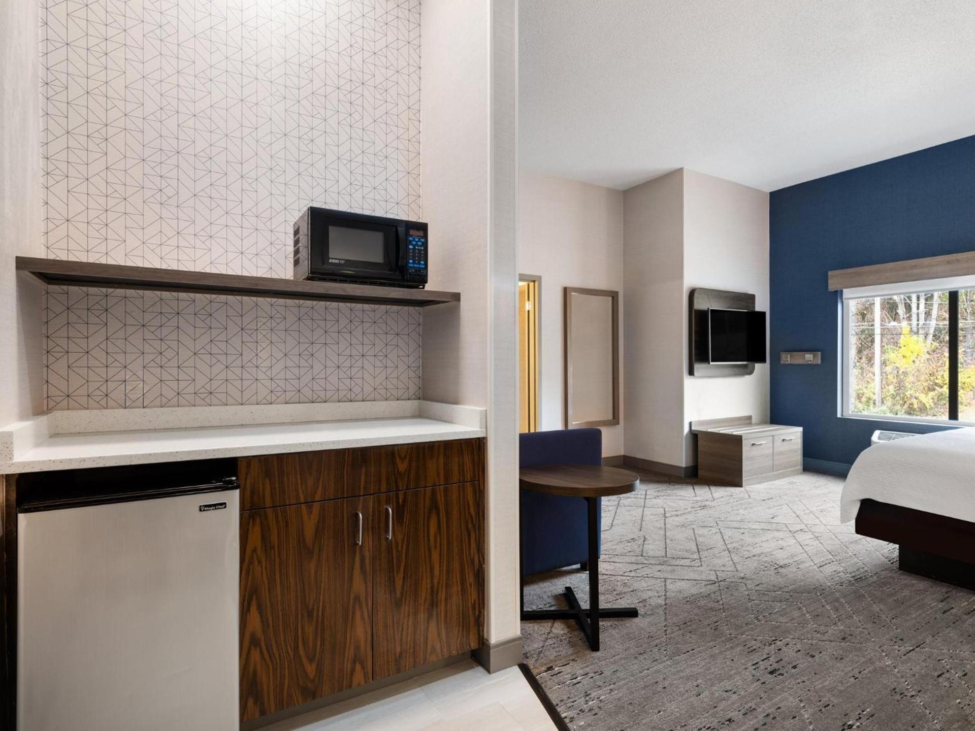 Holiday Inn Express Meadville (I-79 Exit 147a) by IHG photo 33