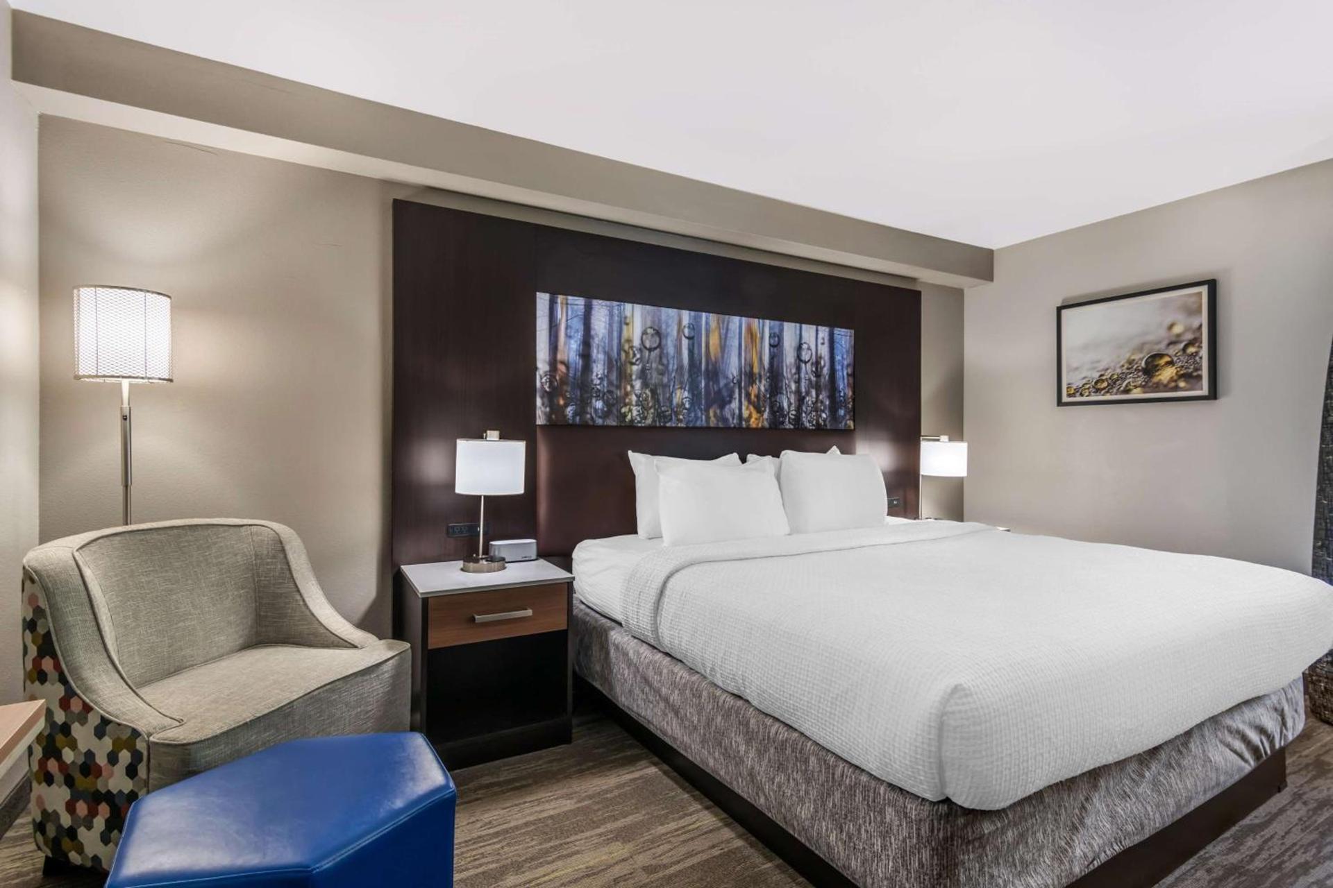 Best Western Atlanta-Marietta Ballpark Hotel photo 2