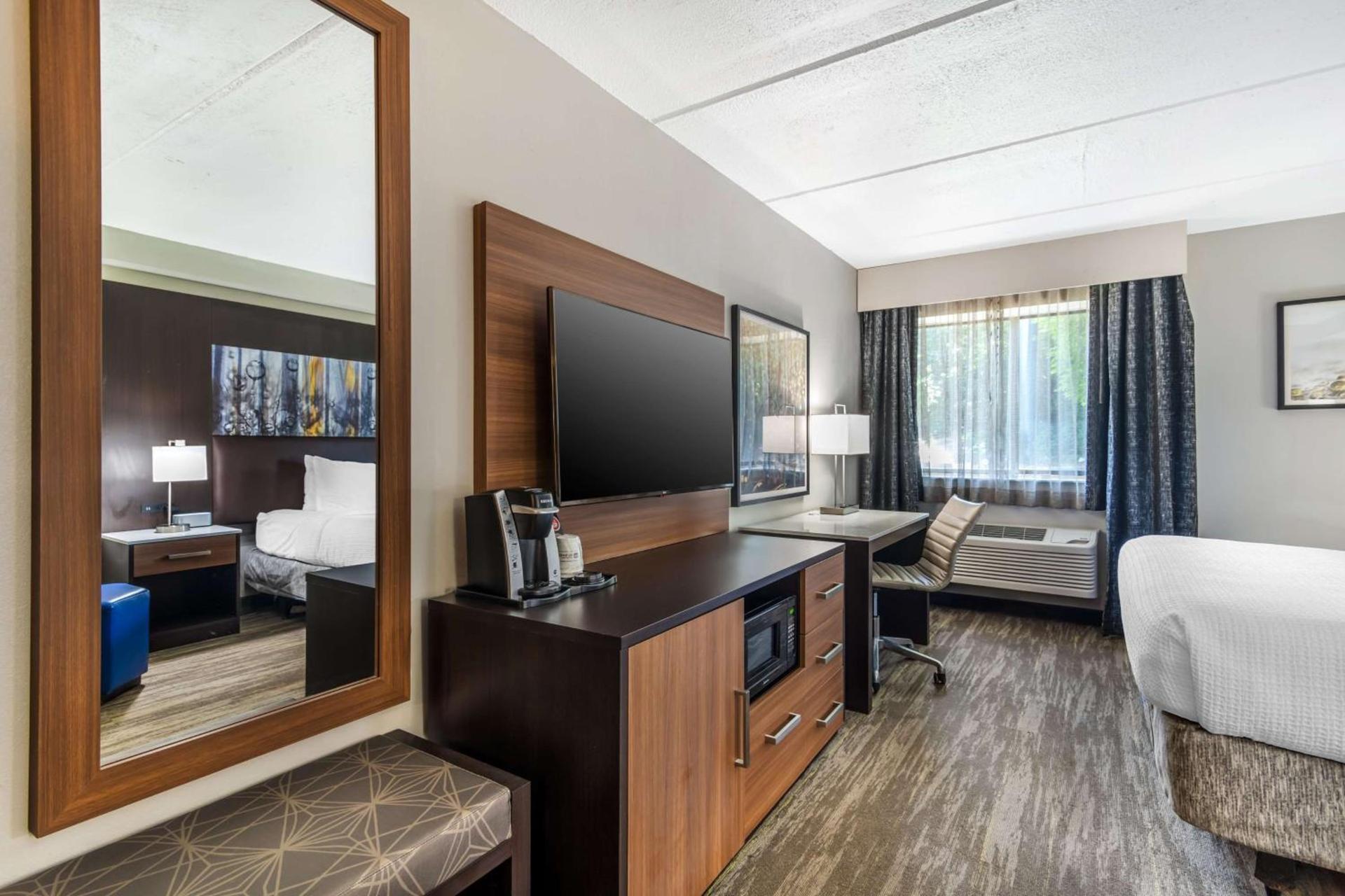 Best Western Atlanta-Marietta Ballpark Hotel photo 6