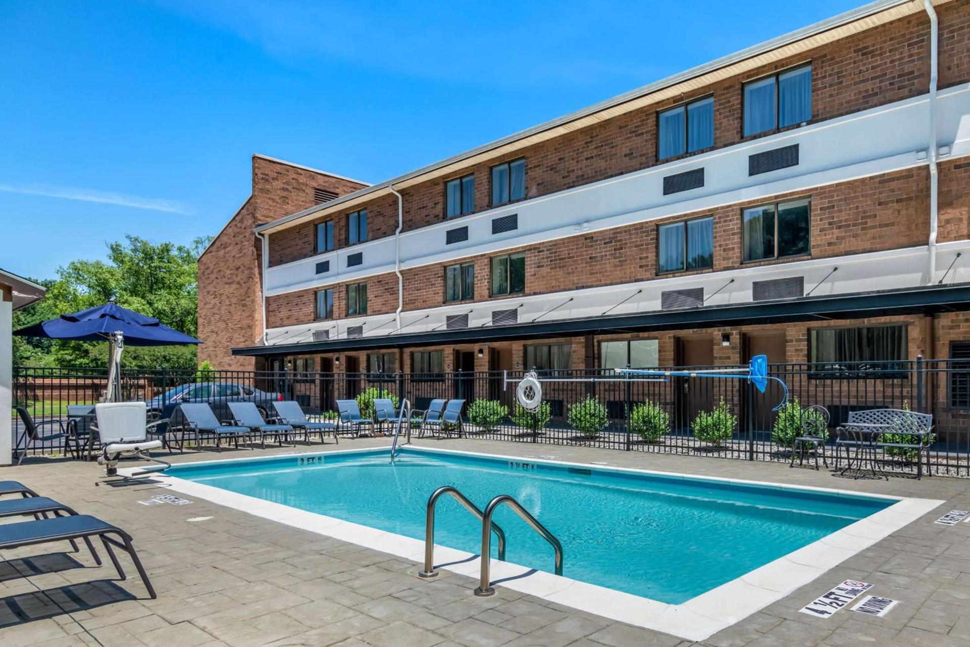 Best Western Atlanta-Marietta Ballpark Hotel photo 25