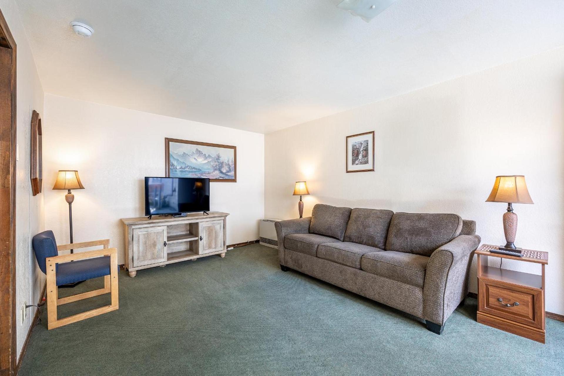 City Center Motel photo 34