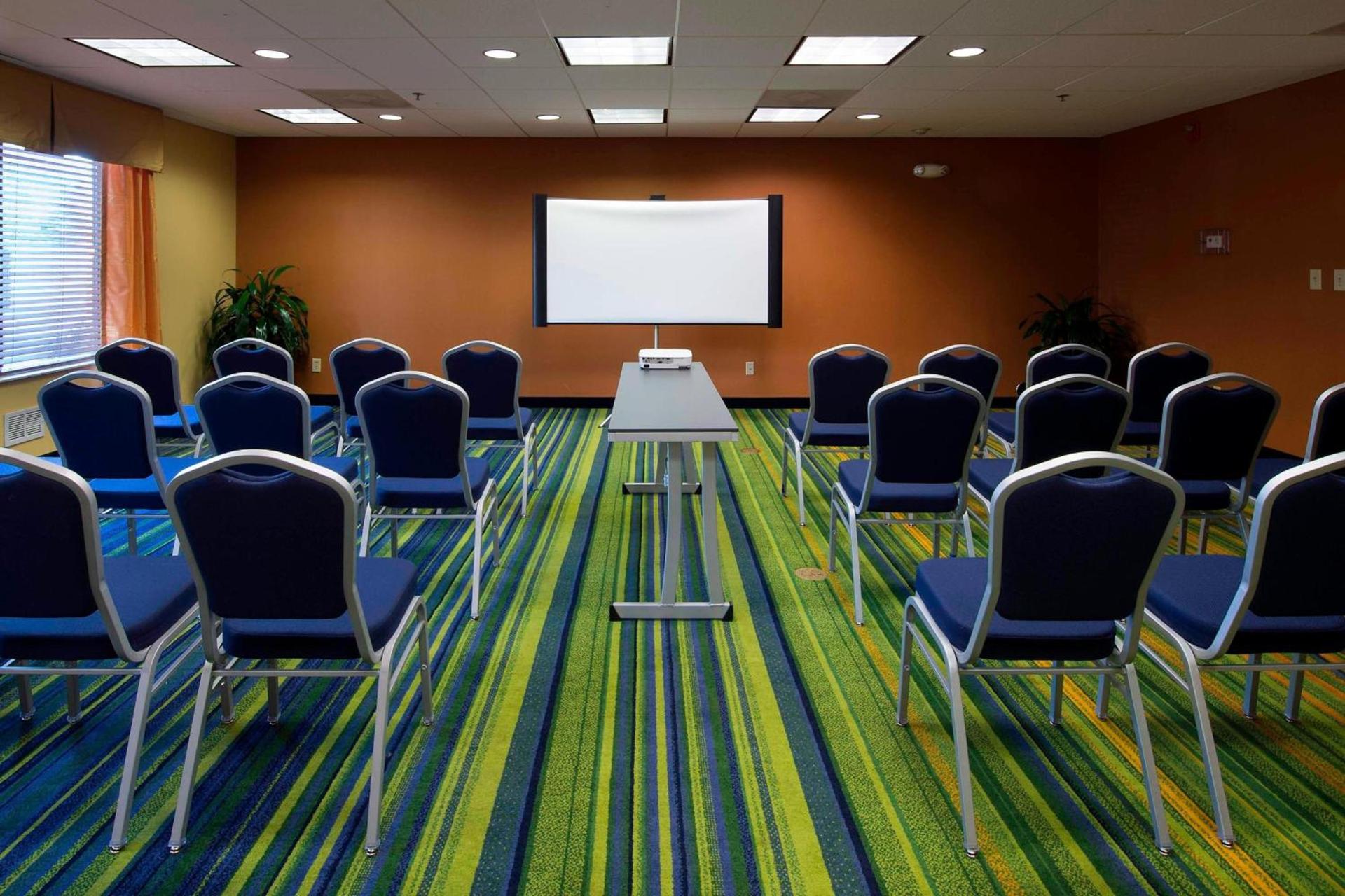 Fairfield Inn & Suites by Marriott Charleston Airport/Convention Center photo 29