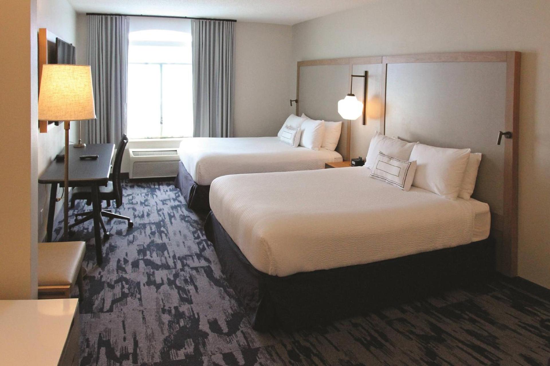 Fairfield Inn & Suites by Marriott Charleston Airport/Convention Center photo 14