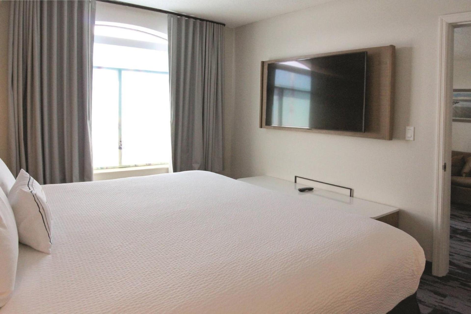 Fairfield Inn & Suites by Marriott Charleston Airport/Convention Center photo 17