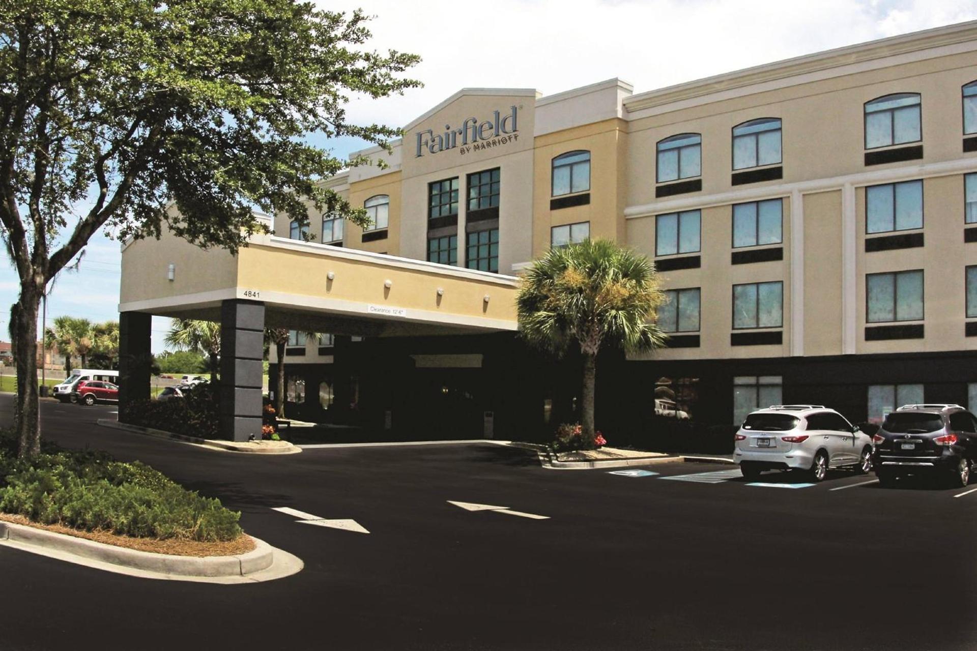 Fairfield Inn & Suites by Marriott Charleston Airport/Convention Center photo 1