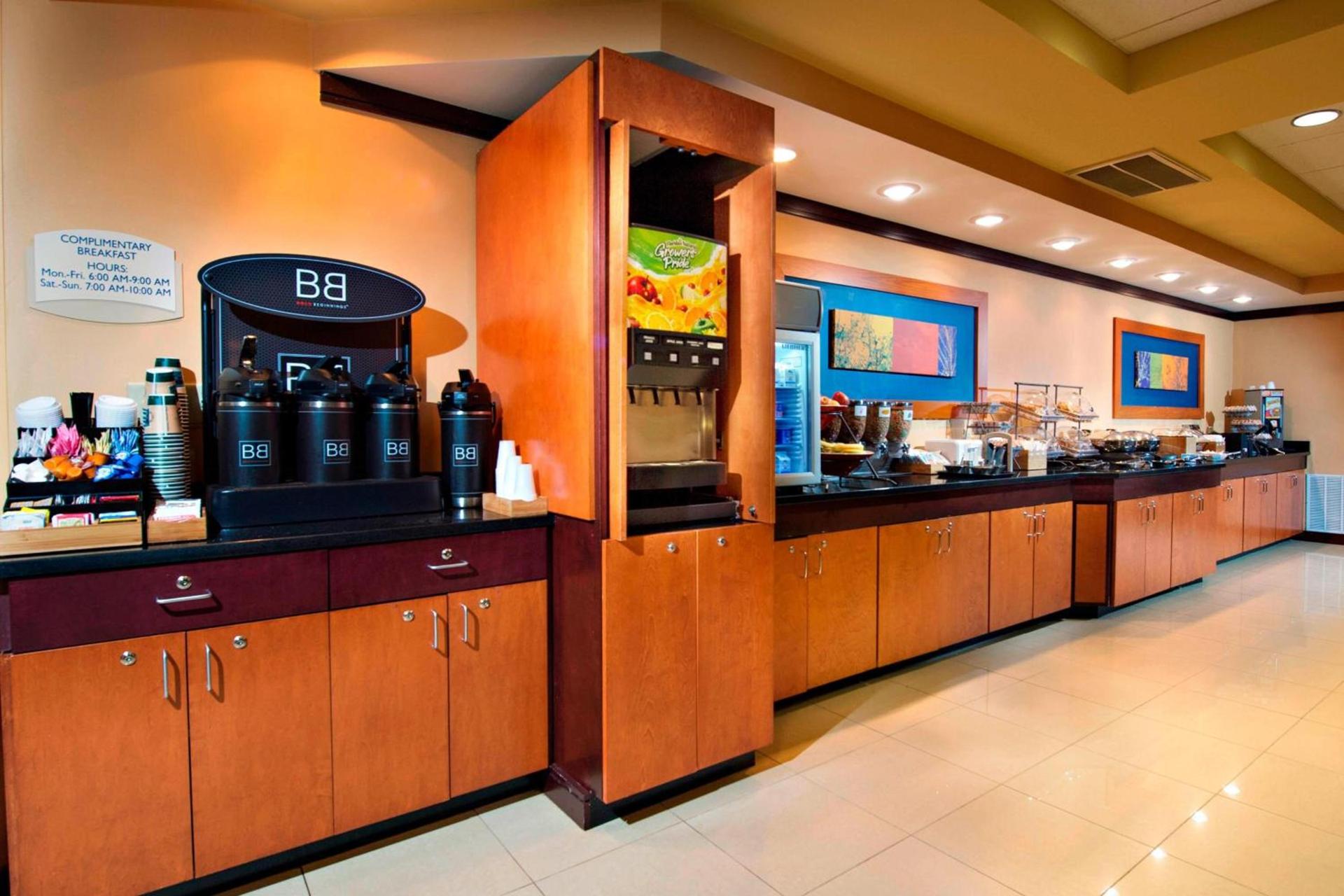 Fairfield Inn & Suites by Marriott Charleston Airport/Convention Center photo 26