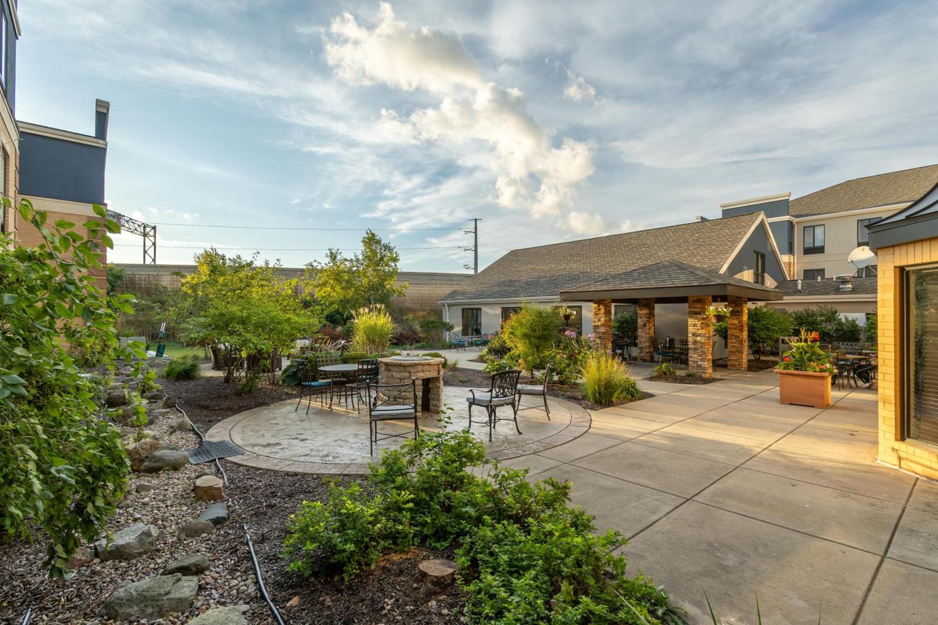 Staybridge Suites Middleton/Madison-West by IHG photo 55