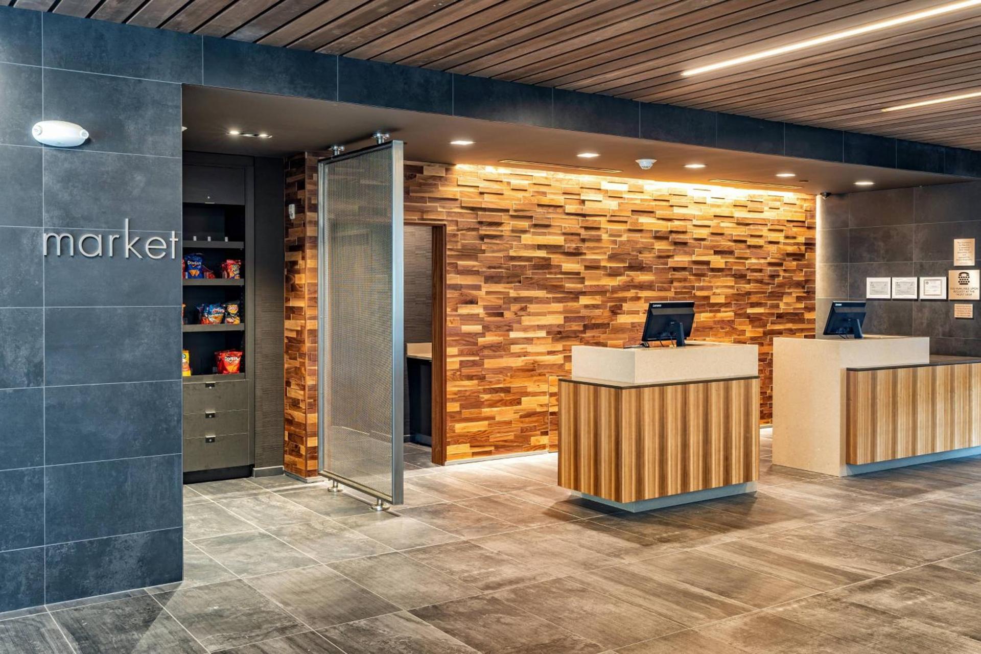Courtyard by Marriott Charleston-North Charleston photo 16