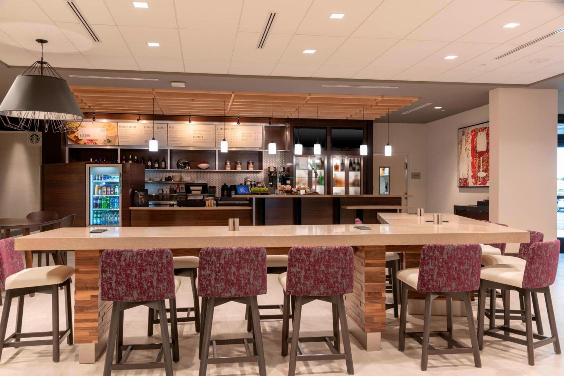 Courtyard by Marriott Cleveland Elyria photo 20
