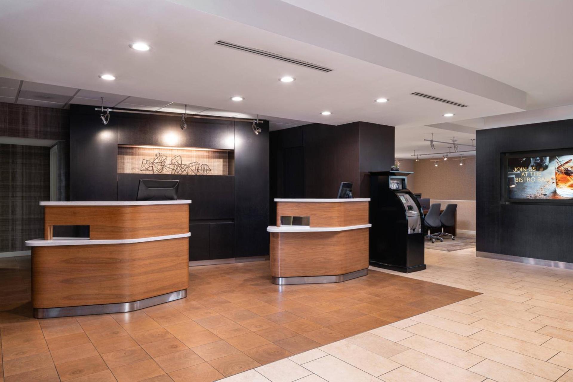 Courtyard by Marriott Las Vegas Convention Center photo 3