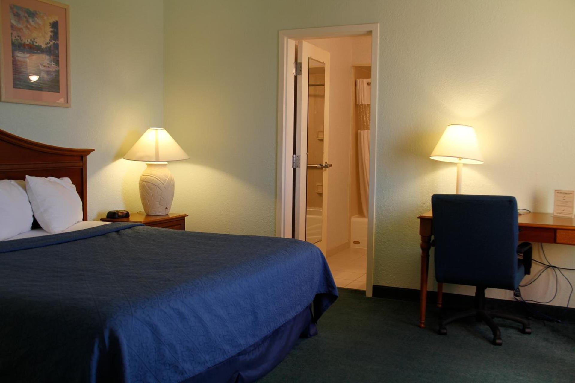 Cocoa Beach Suites Hotel photo 16