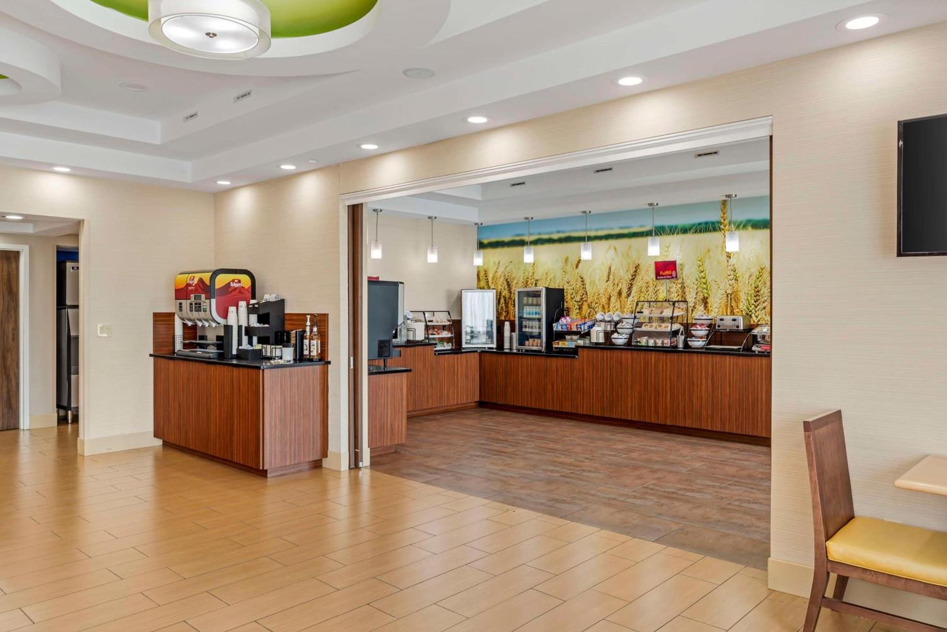 Best Western Plus North Shore Hotel photo 8