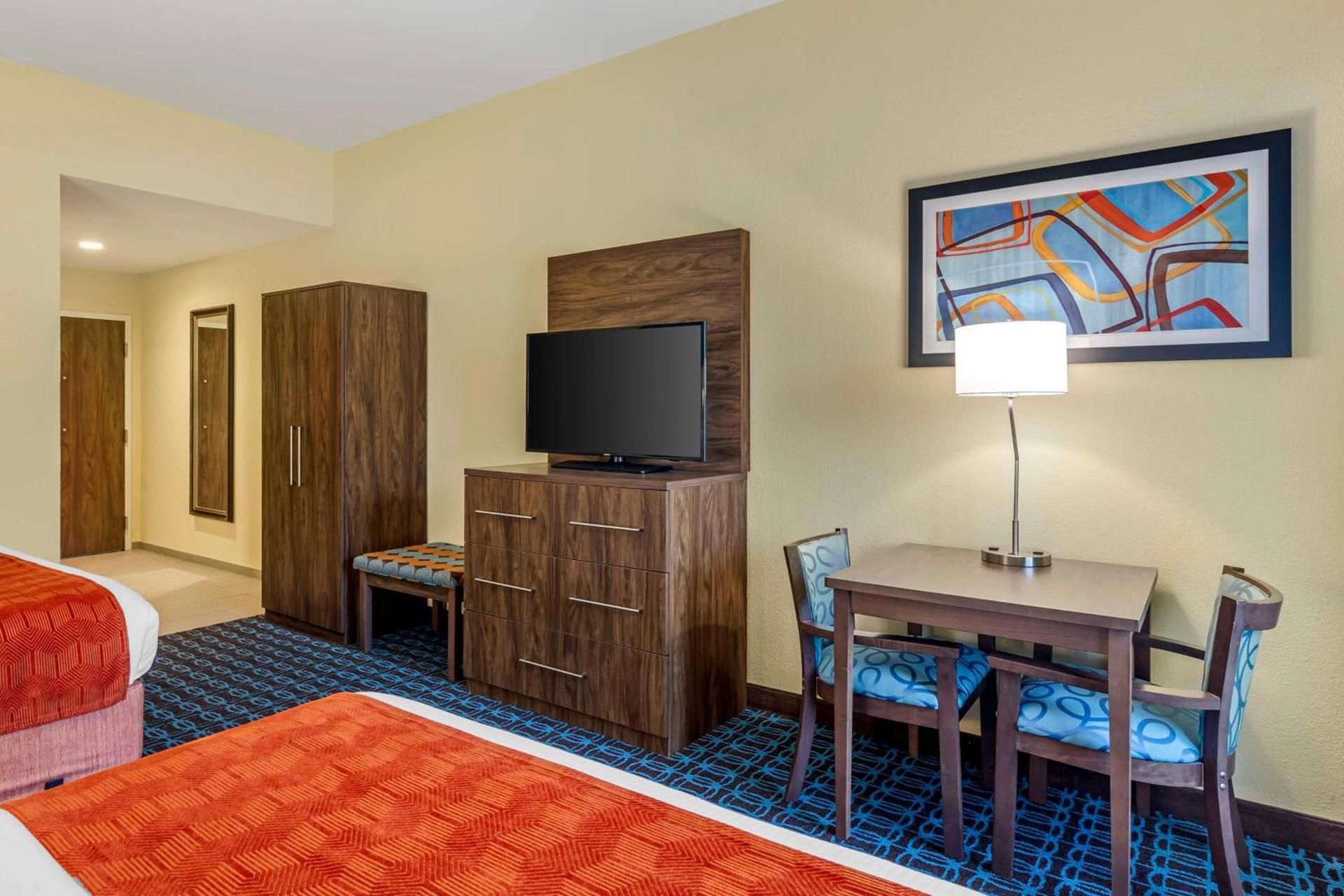 Best Western Plus North Shore Hotel photo 35