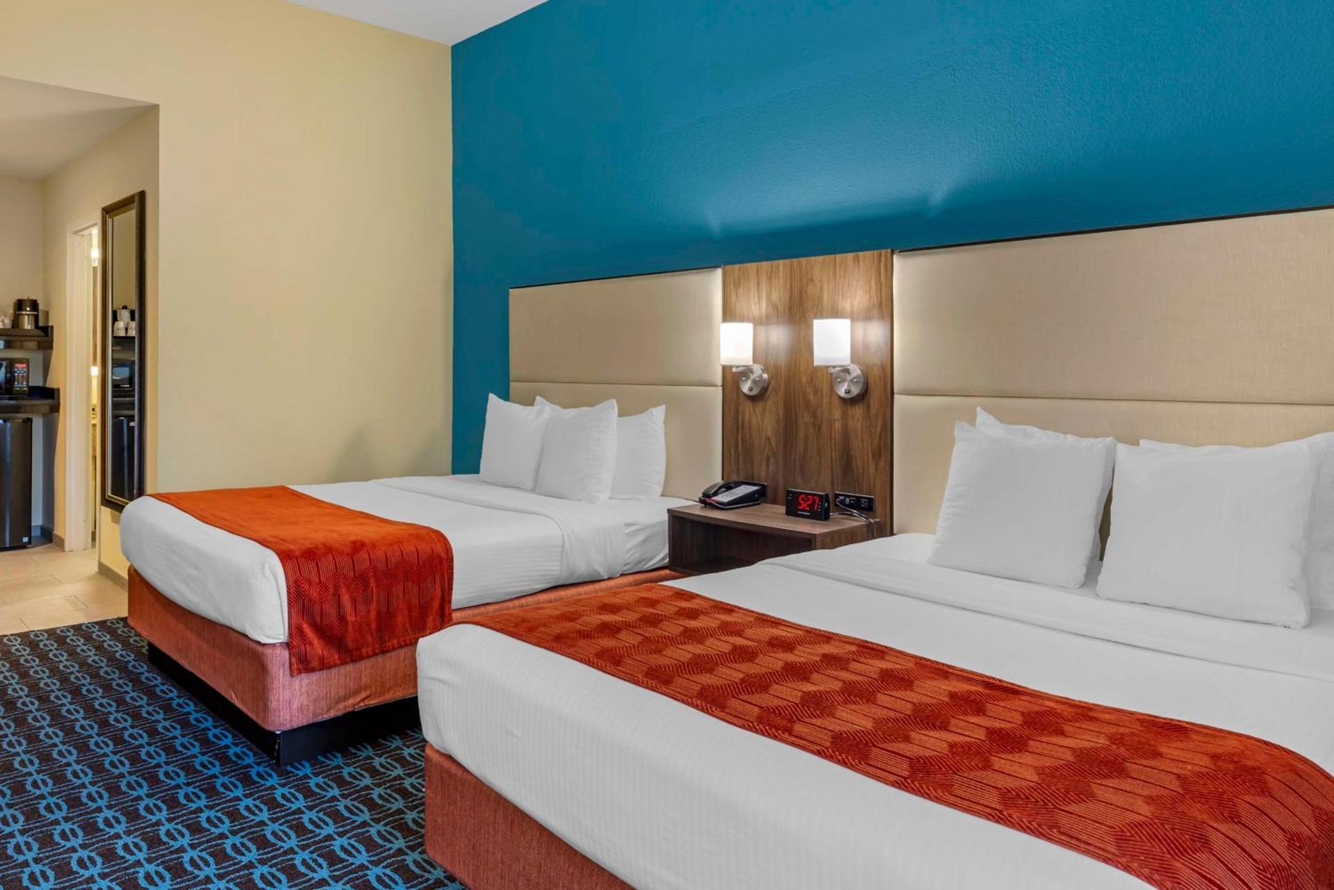 Best Western Plus North Shore Hotel photo 38