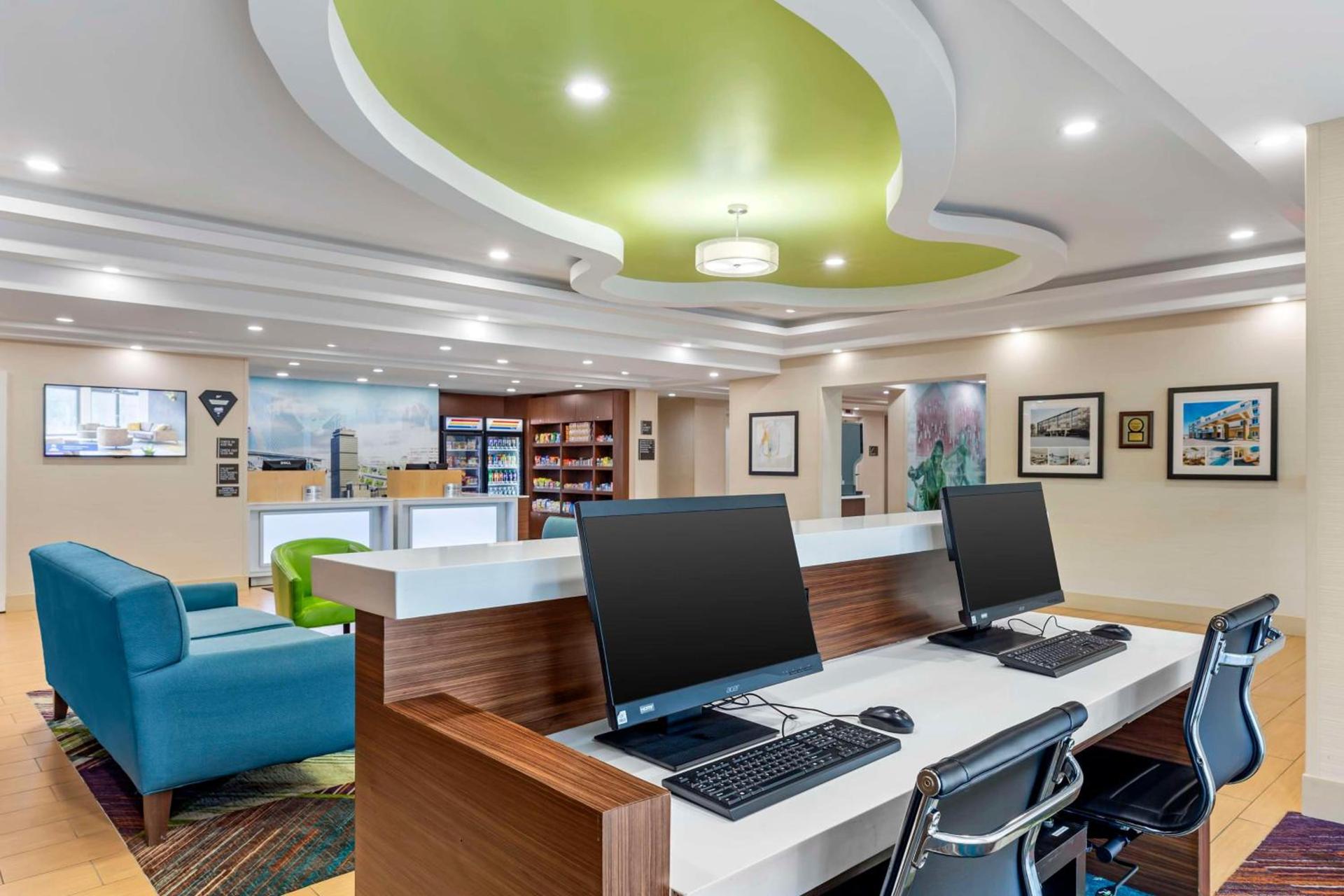 Best Western Plus North Shore Hotel photo 46