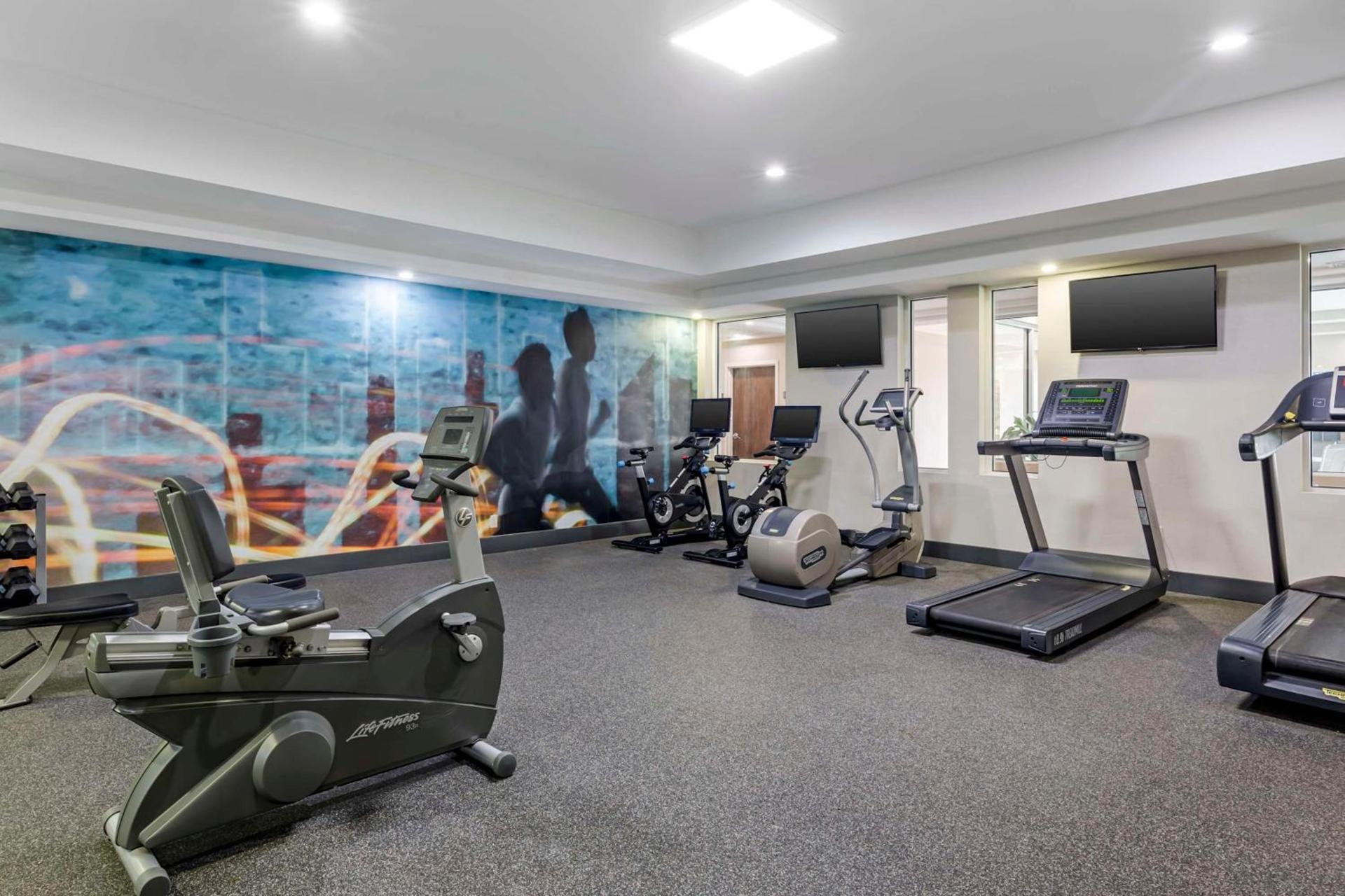 Best Western Plus North Shore Hotel photo 12
