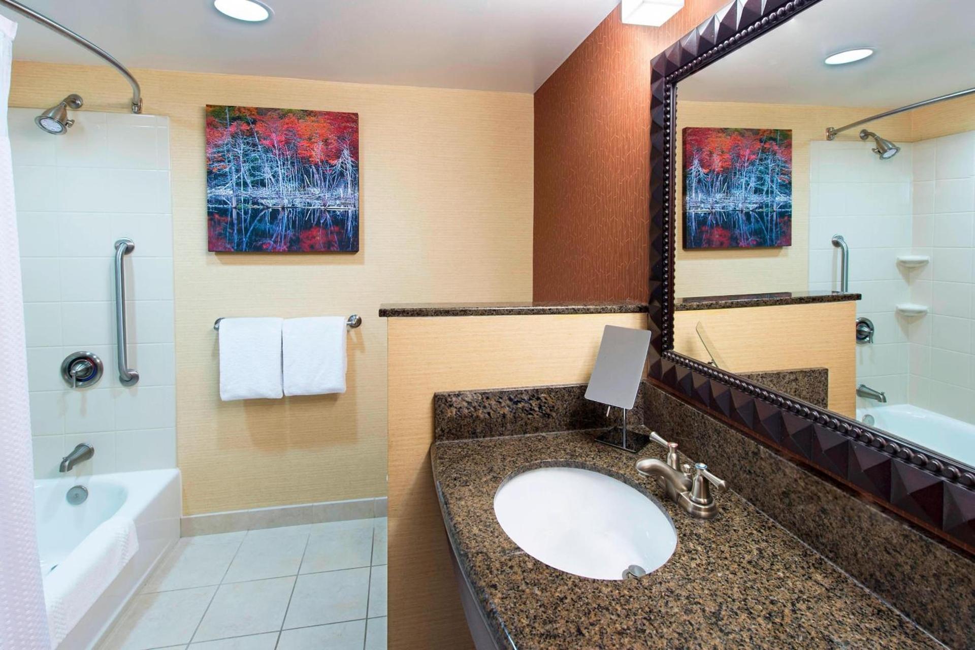 Courtyard Marriott Lake Placid photo 14