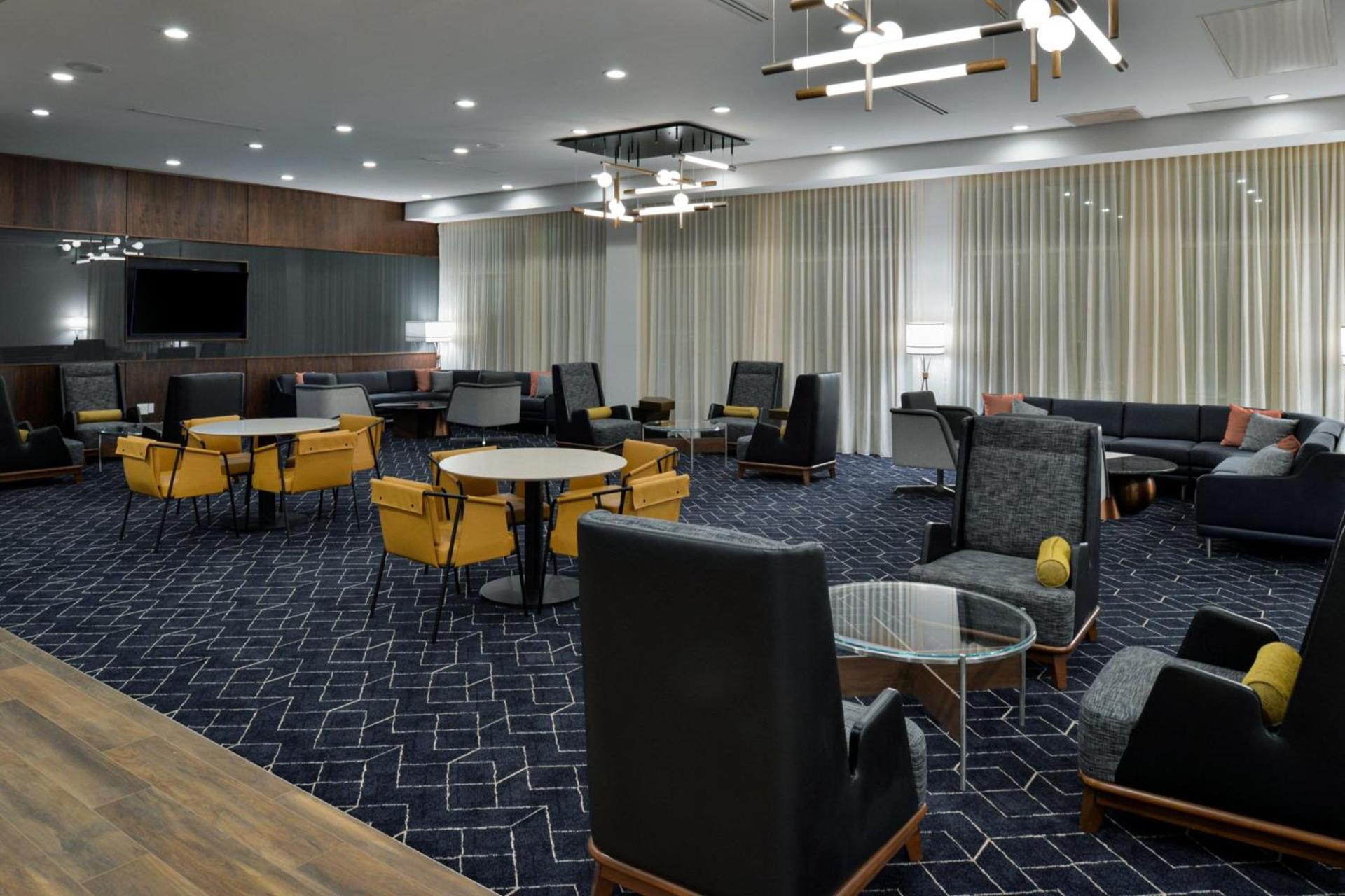 Courtyard by Marriott Raleigh Cary Crossroads photo 9