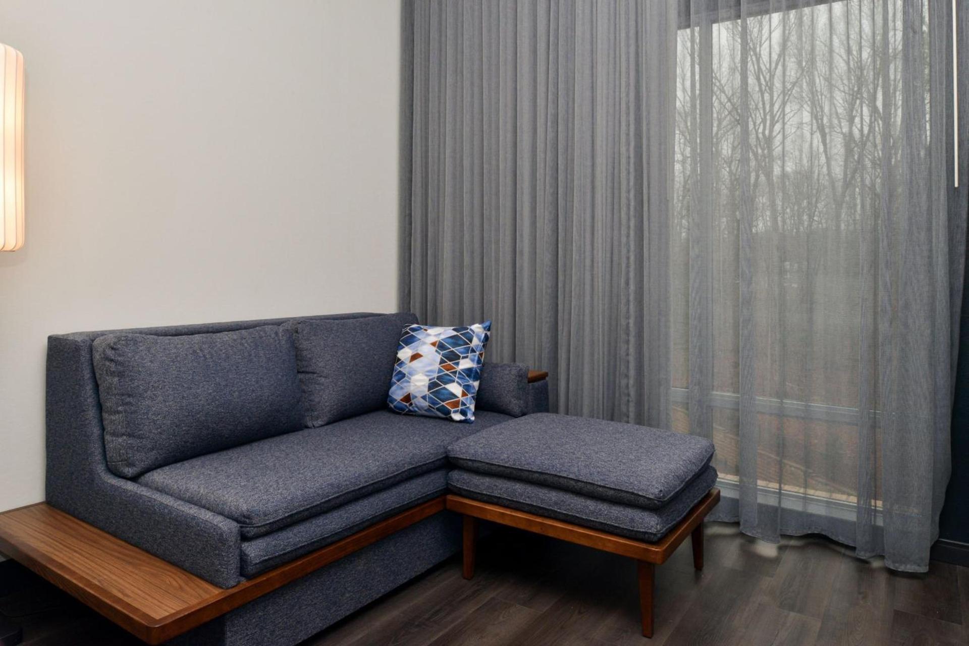 Courtyard by Marriott Raleigh Cary Crossroads photo 12