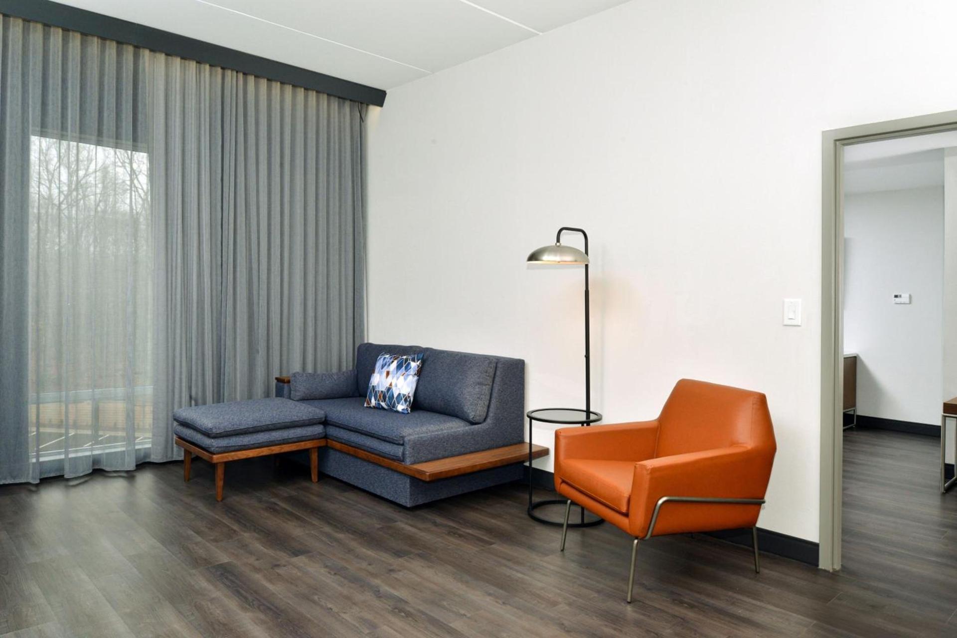 Courtyard by Marriott Raleigh Cary Crossroads photo 25