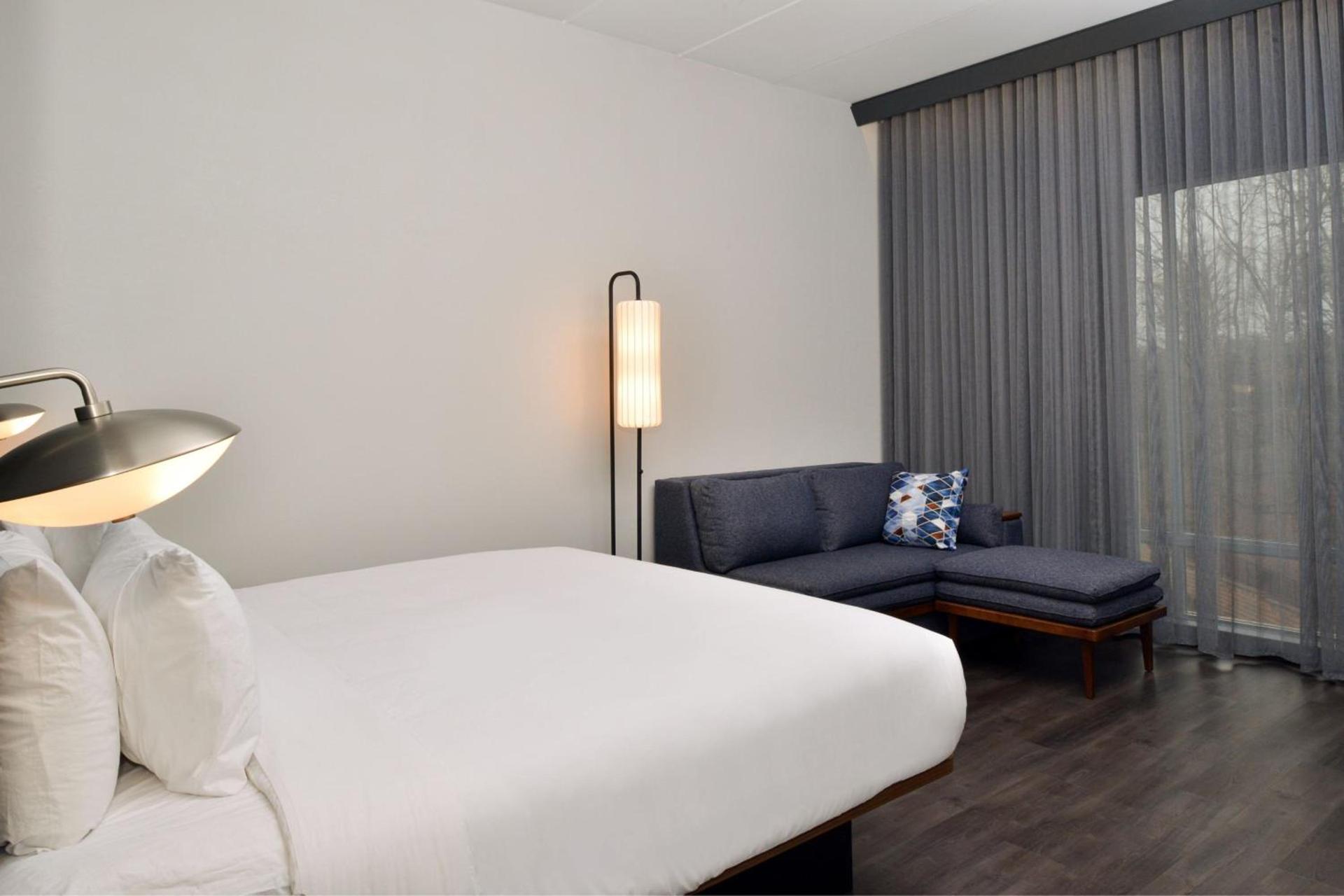 Courtyard by Marriott Raleigh Cary Crossroads photo 15