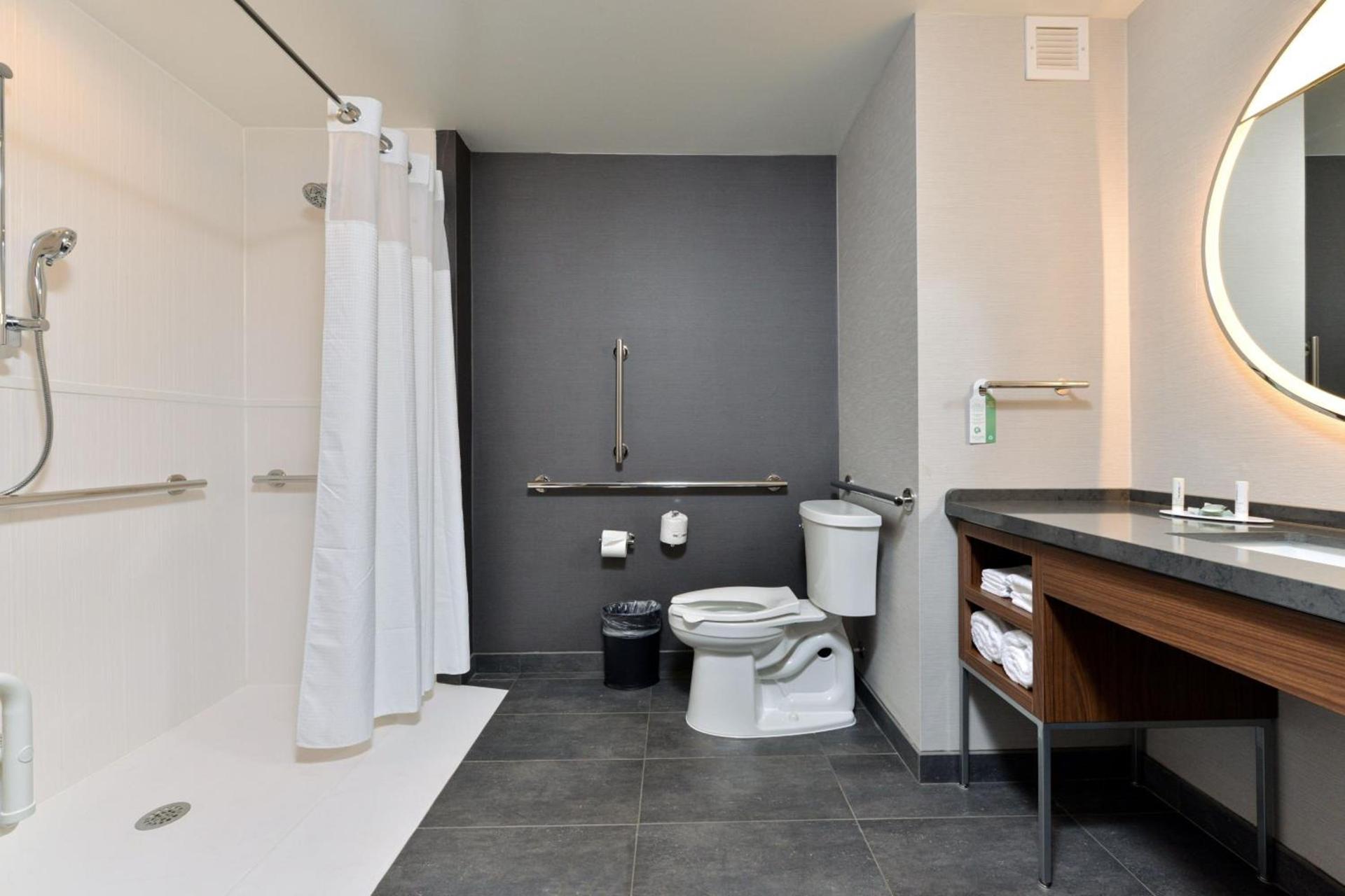 Courtyard by Marriott Raleigh Cary Crossroads photo 19