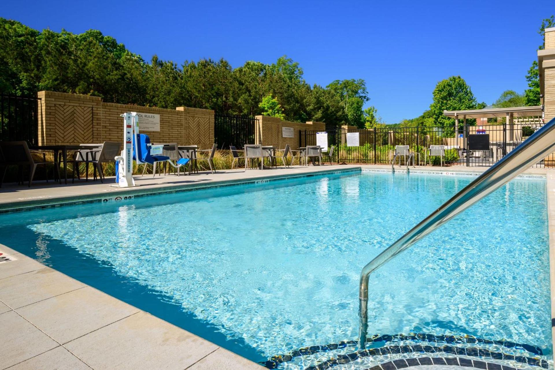 Courtyard by Marriott Raleigh Cary Crossroads photo 42
