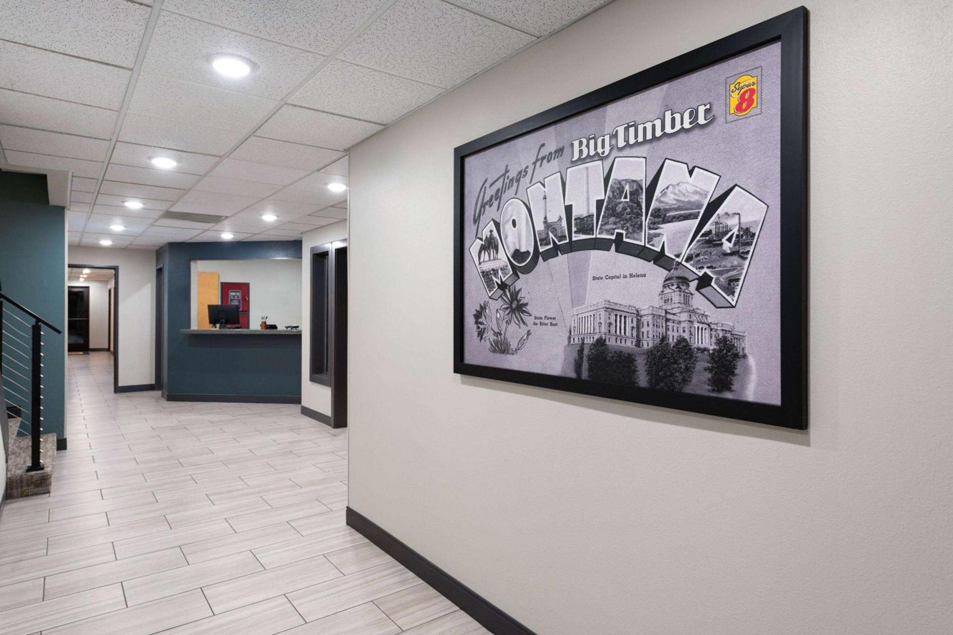 Super 8 by Wyndham Big Timber photo 9