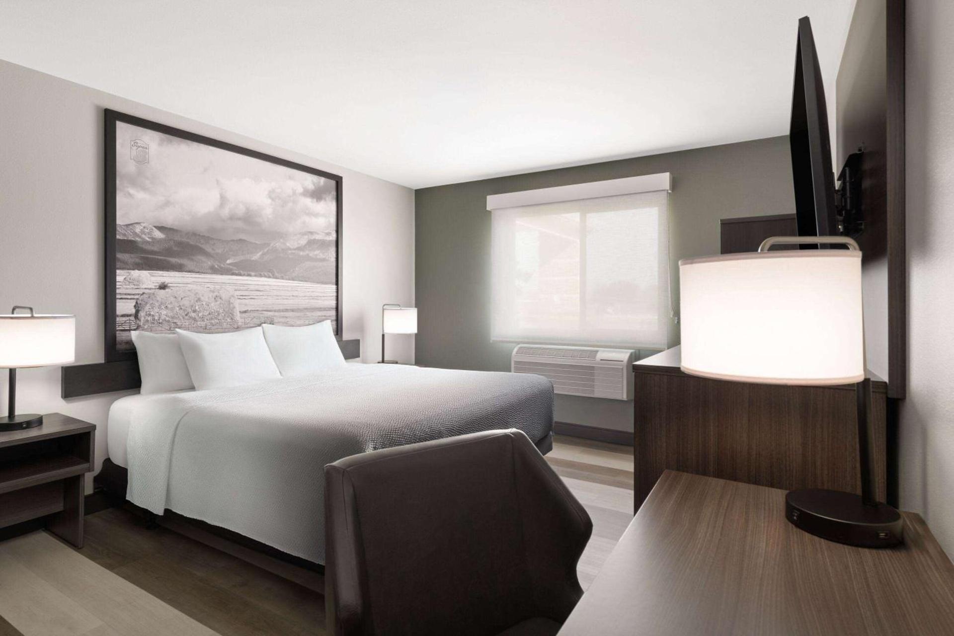 Super 8 by Wyndham Big Timber photo 17