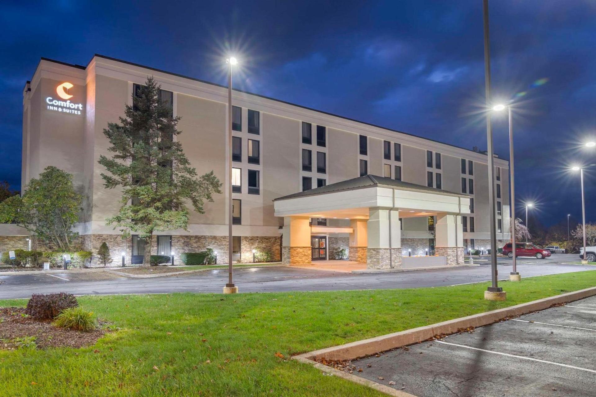 Comfort Inn & Suites Johnstown - Richland Town Center photo 4