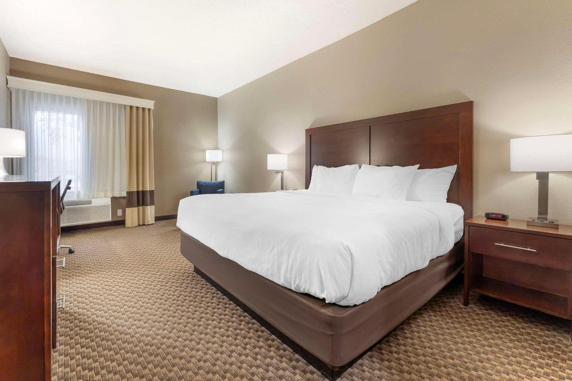 Comfort Inn & Suites Johnstown - Richland Town Center photo 14