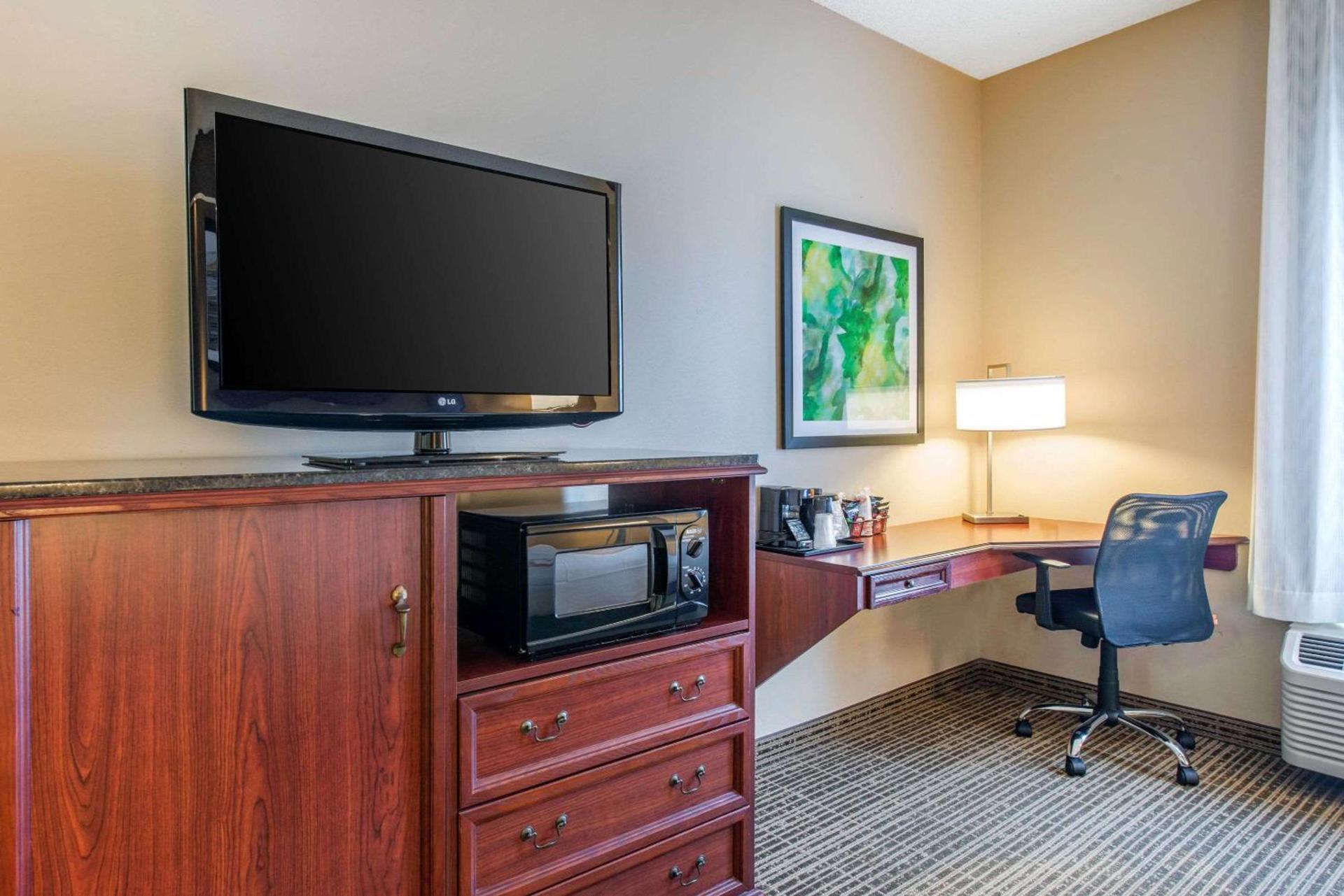 Quality Inn Palm Bay - Melbourne I-95 photo 20